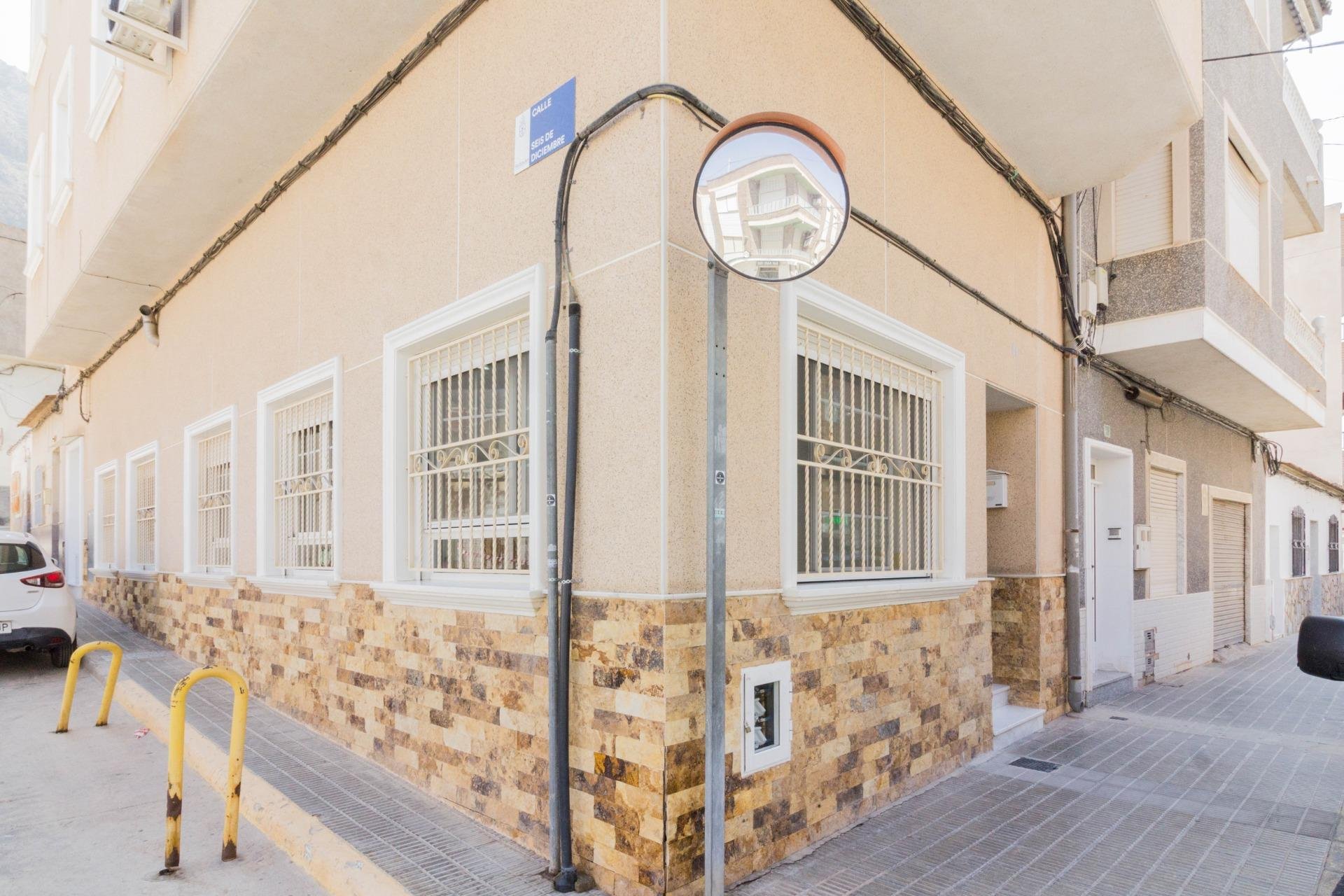 Resale - Planta baja - Redován - Pascual martinez