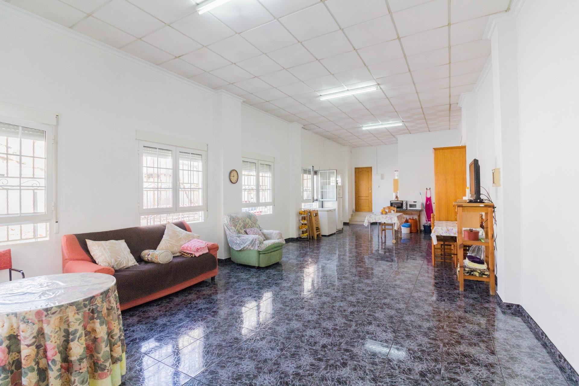 Resale - Planta baja - Redován - Pascual martinez