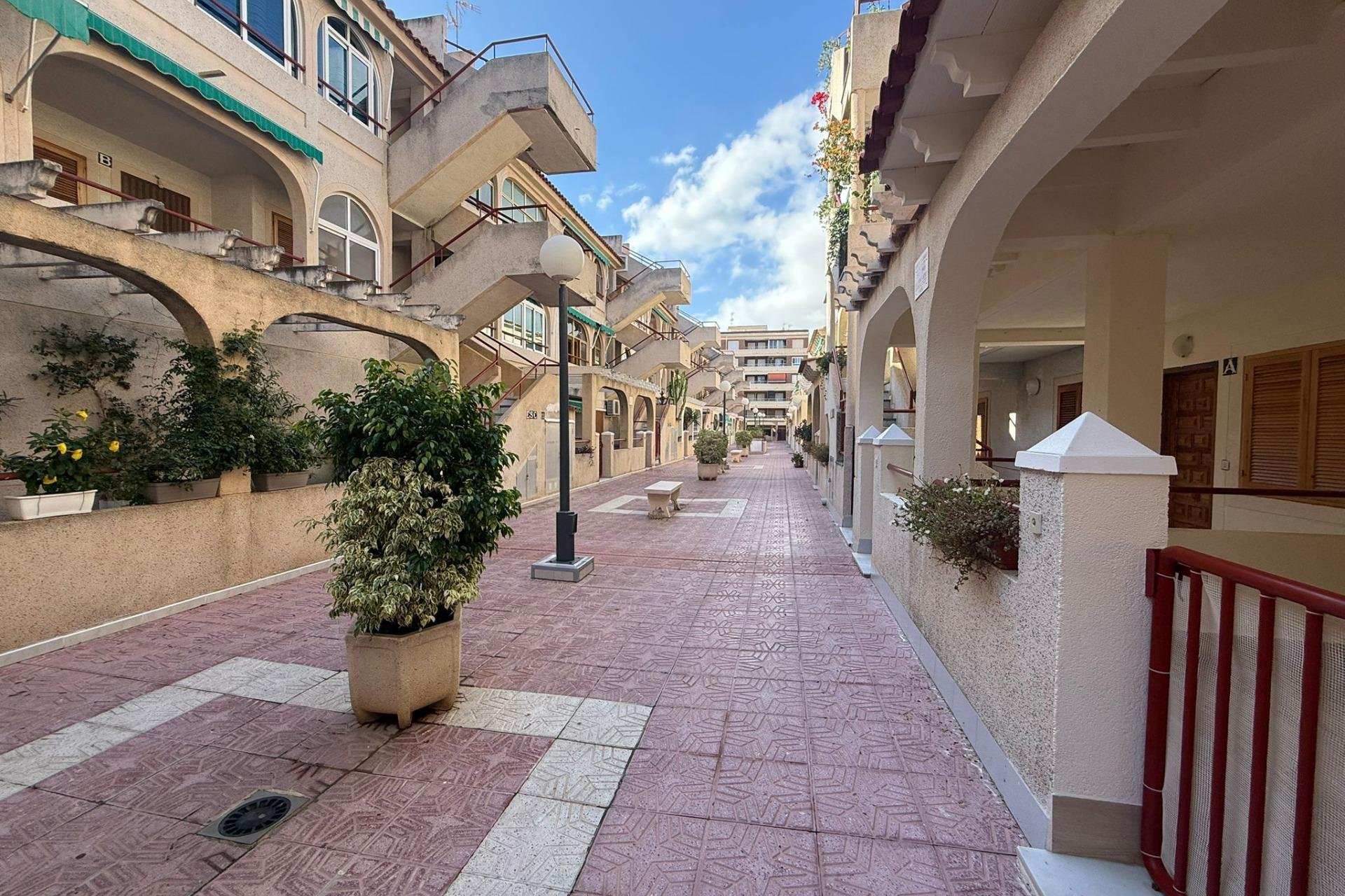 Resale - Planta baja - Torrevieja - Acequion