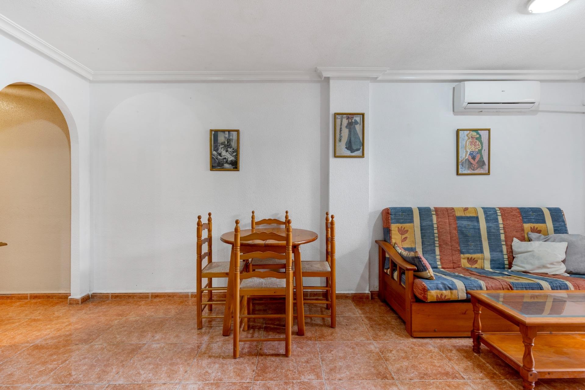 Resale - Planta baja - Torrevieja - Estacion de autobuses