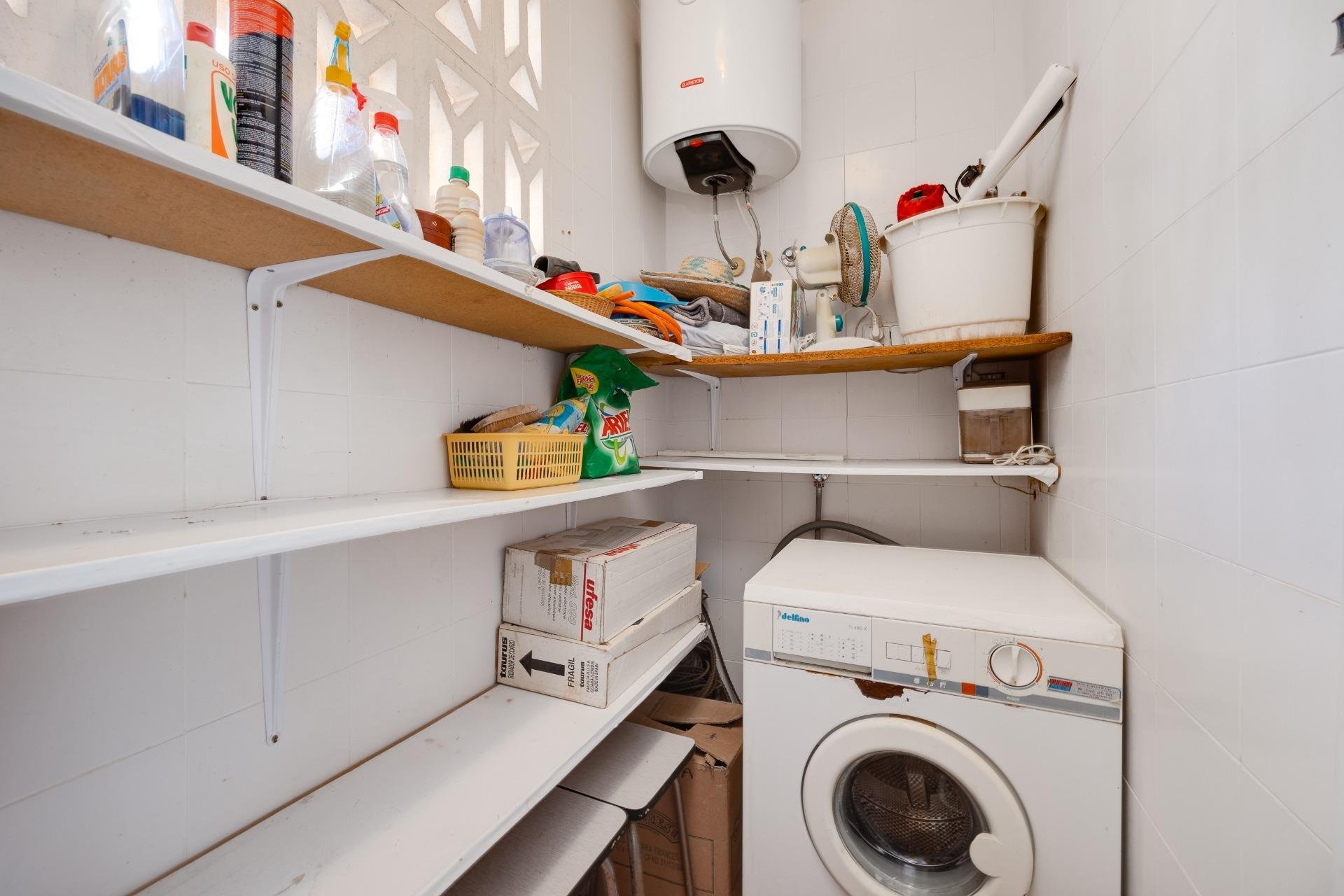 Resale - Planta baja - Torrevieja - Playa de los Locos