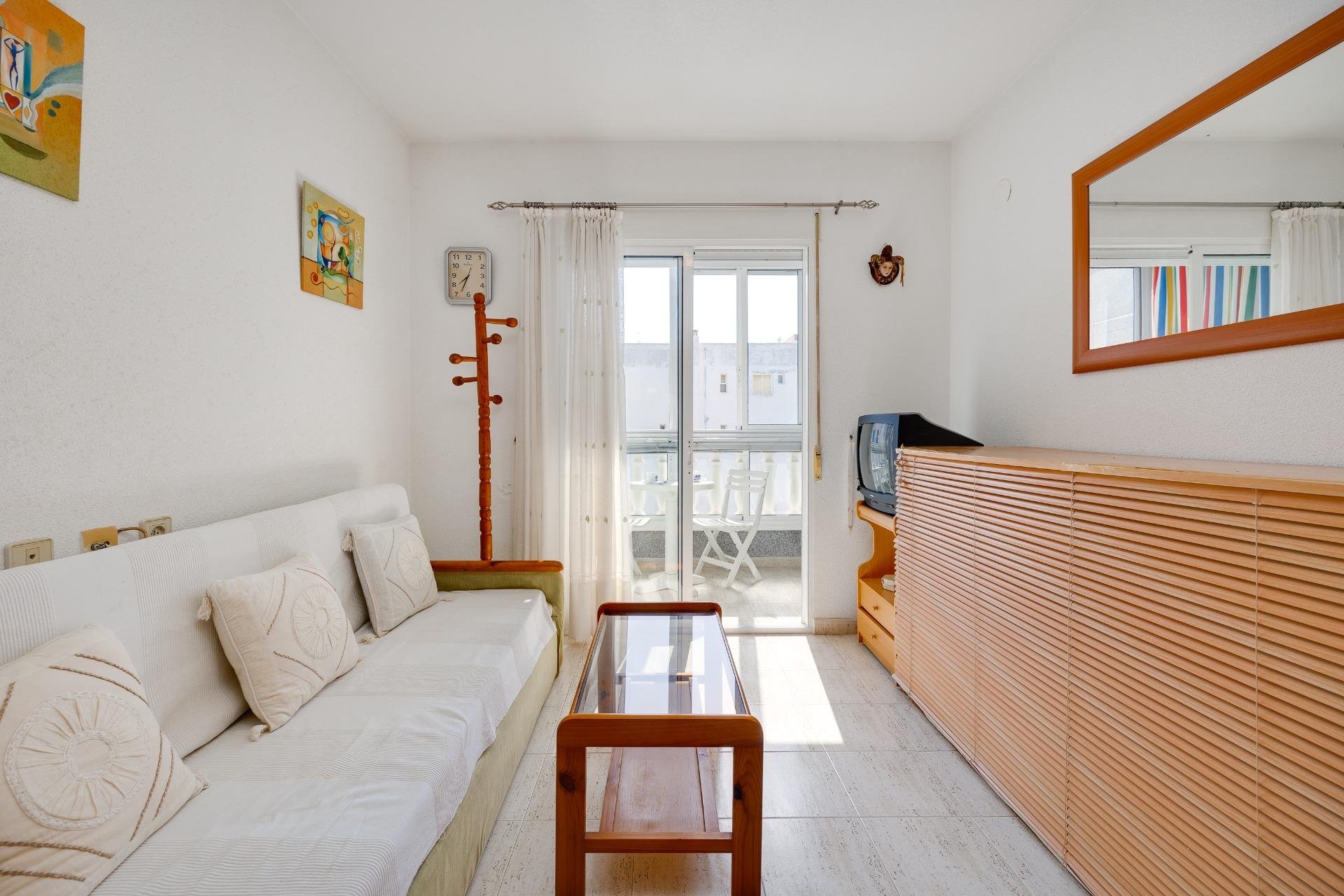 Resale - Study - Torrevieja - Habaneras