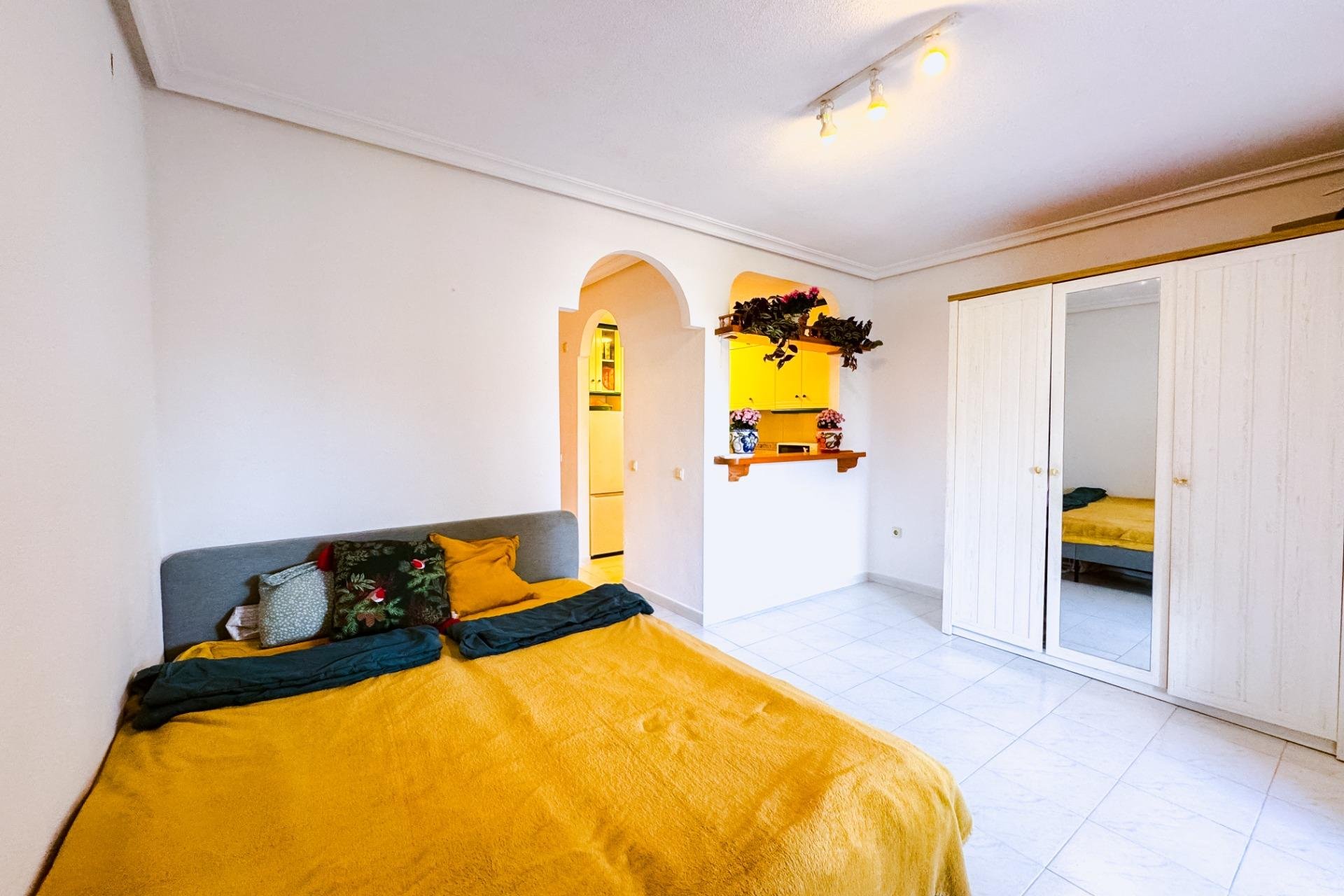 Resale - Study - Torrevieja - La Mata