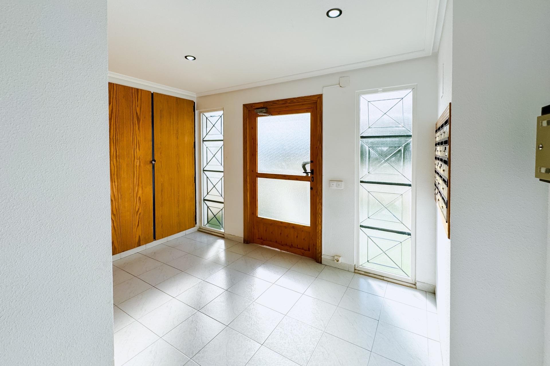 Resale - Study - Torrevieja - La Mata