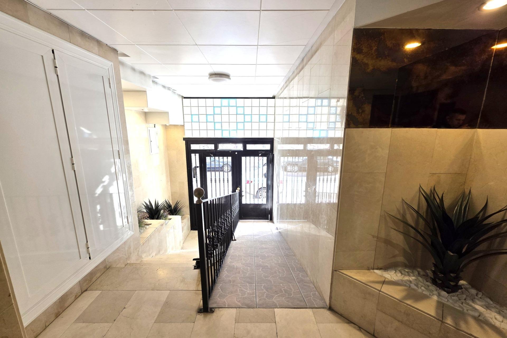 Resale - Study - Torrevieja - Playa del Cura