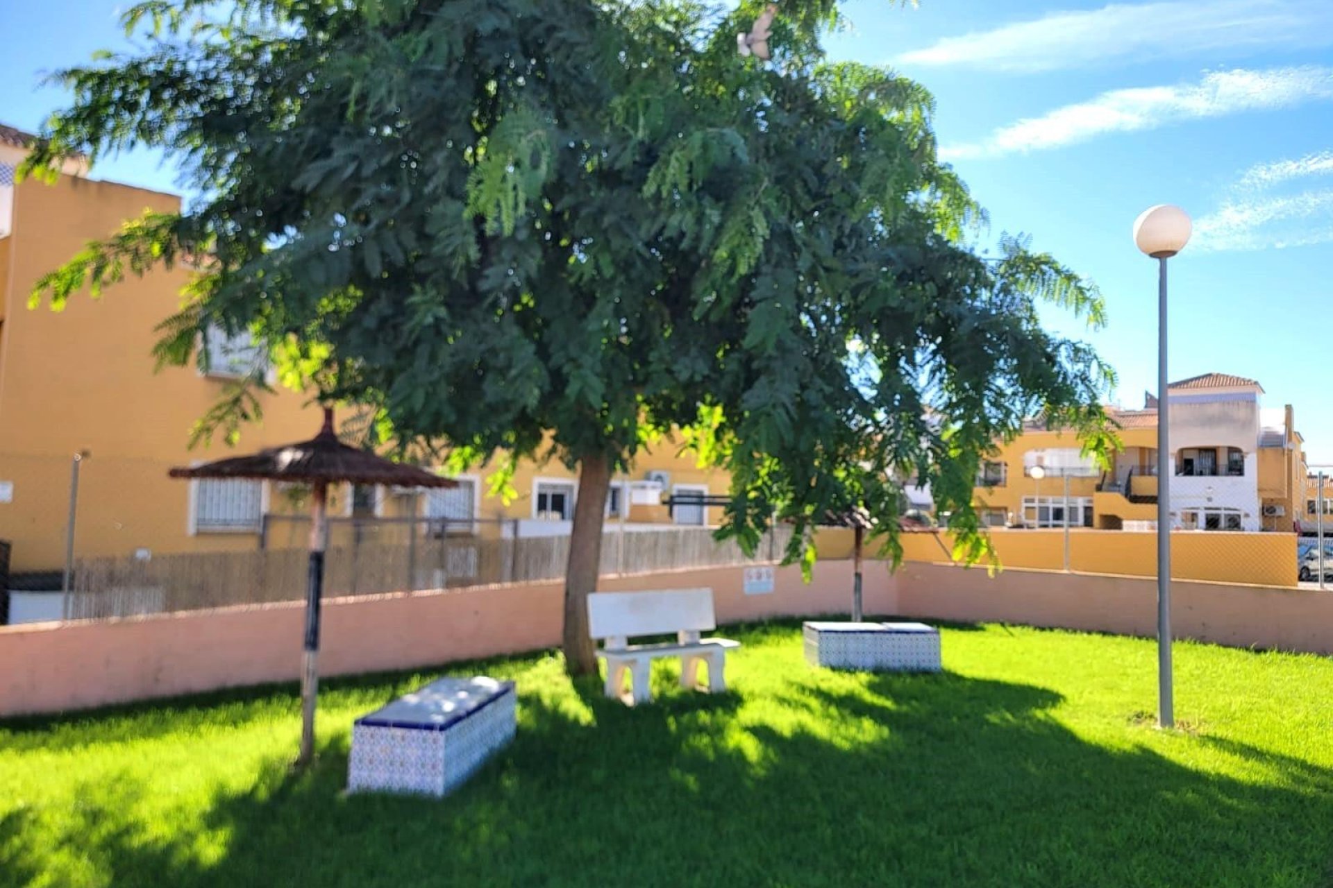 Resale - Townhouse - Los Montesinos - Los Montesinos - Urb. La Herrada