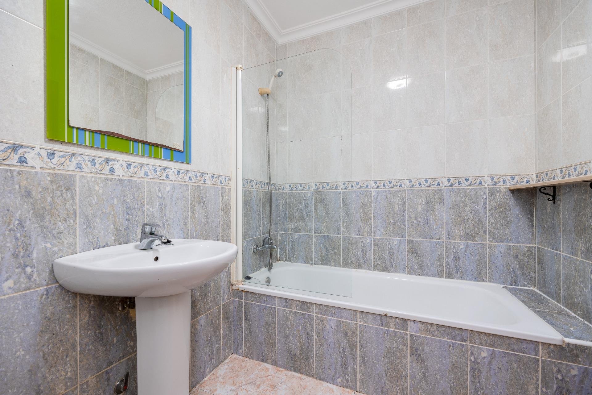 Resale - Townhouse - Los Montesinos - Pueblo 8