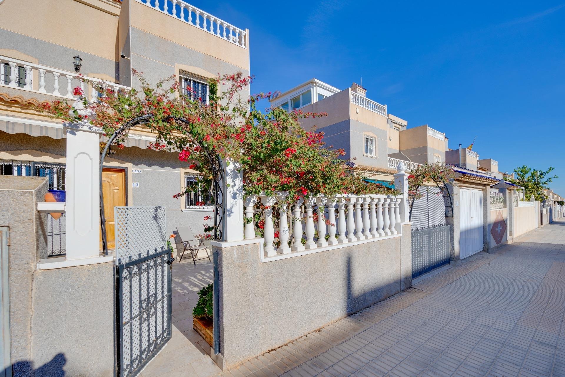 Resale - Townhouse - Orihuela Costa - Playa Flamenca