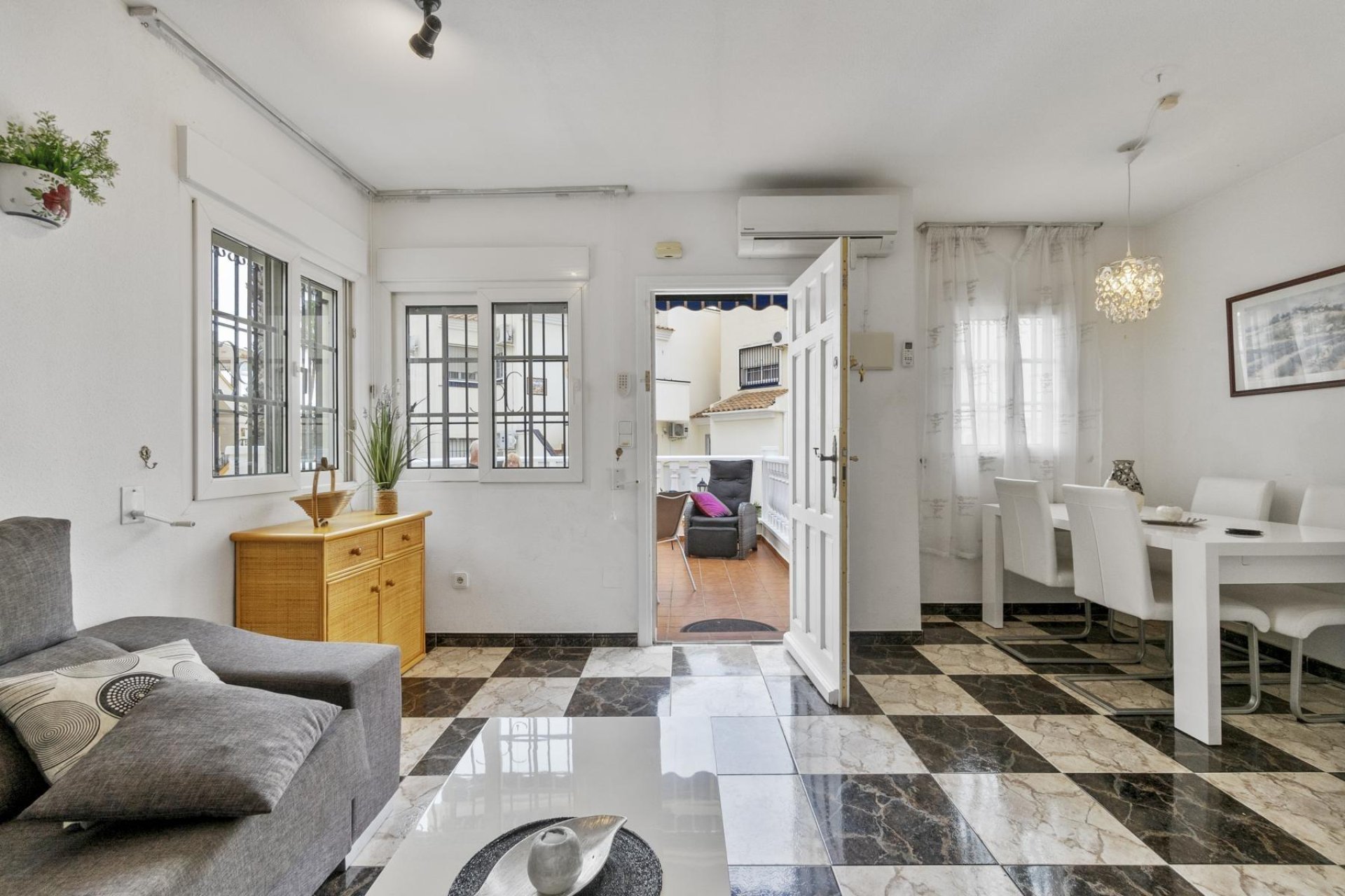 Resale - Townhouse - Orihuela Costa - Playa Flamenca