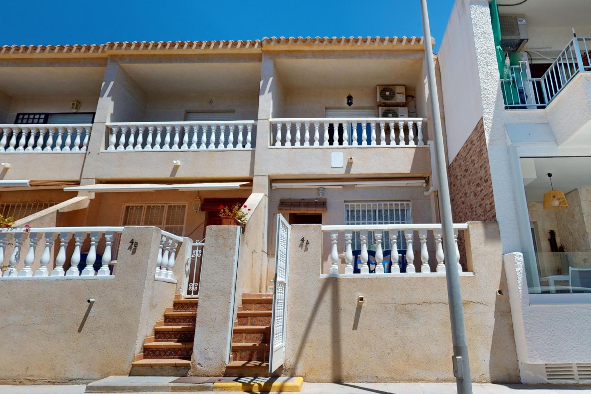 Resale - Townhouse - Pilar de la Horadada - La Torre de la Horadada