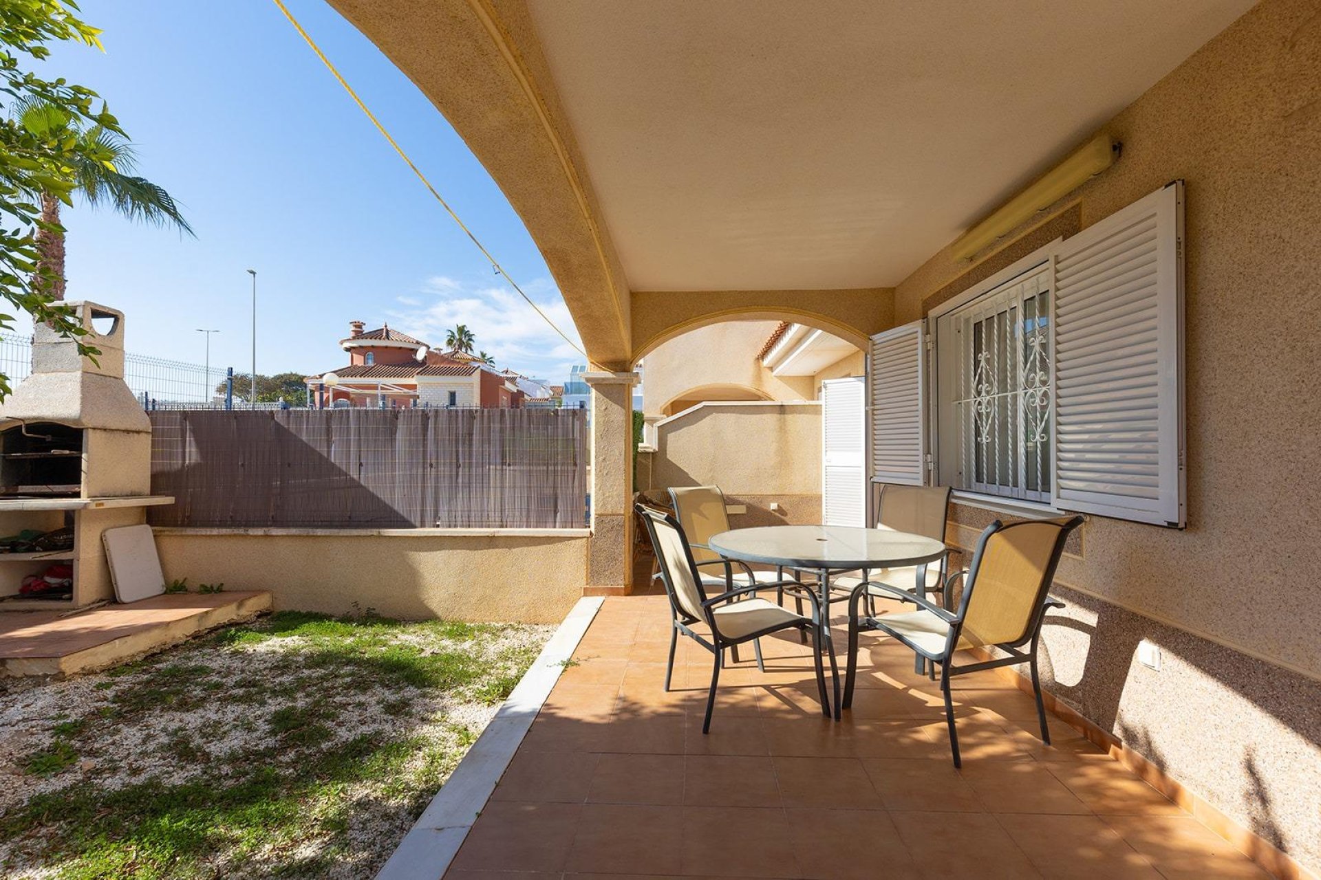 Resale - Townhouse - Pilar de la Horadada - Mil Palmeras