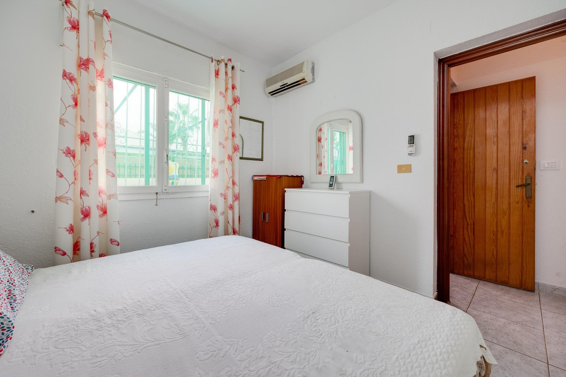 Resale - Townhouse - Pilar de la Horadada - Pinar de Campoverde