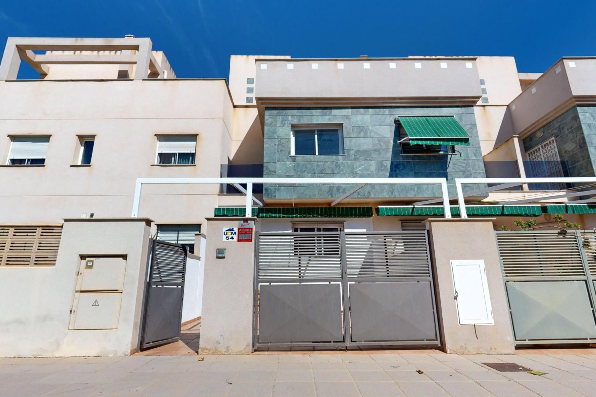 Resale - Townhouse - Pilar de la Horadada - Torre de la Horadada