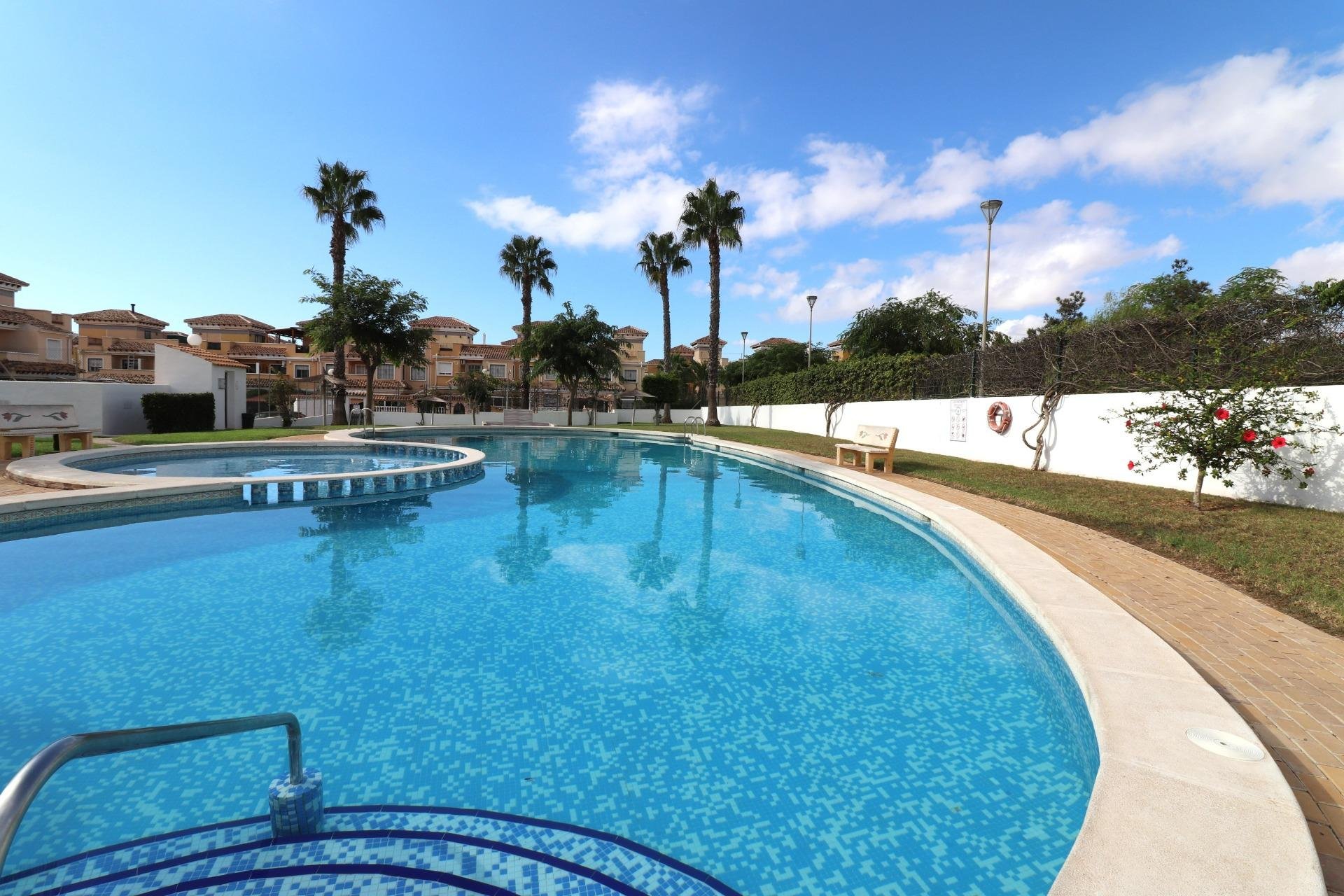 Resale - Townhouse - Torrevieja - Aguas nuevas 1