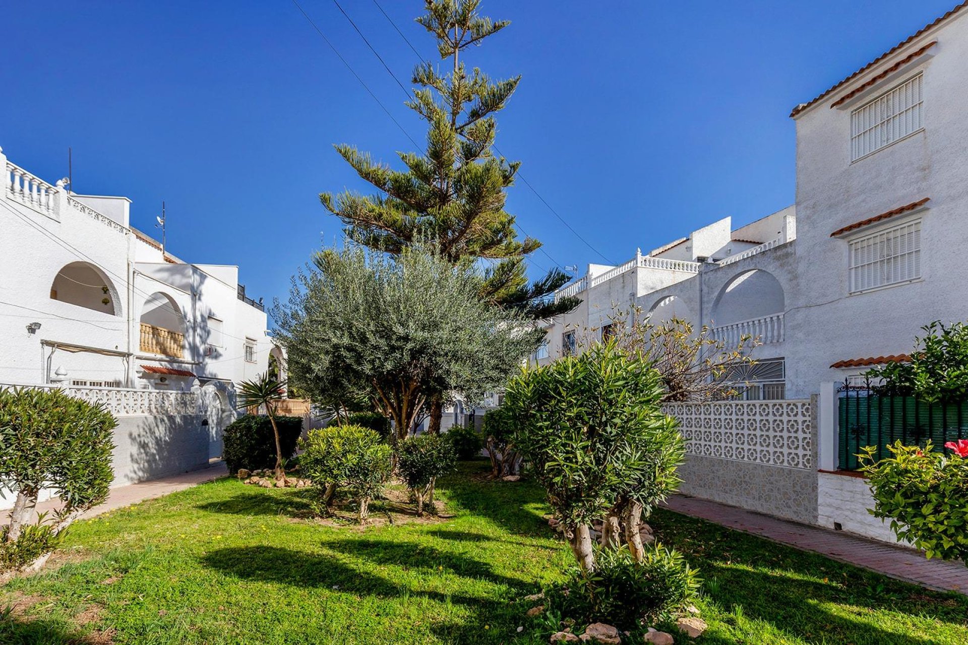 Resale - Townhouse - Torrevieja - Calas blanca