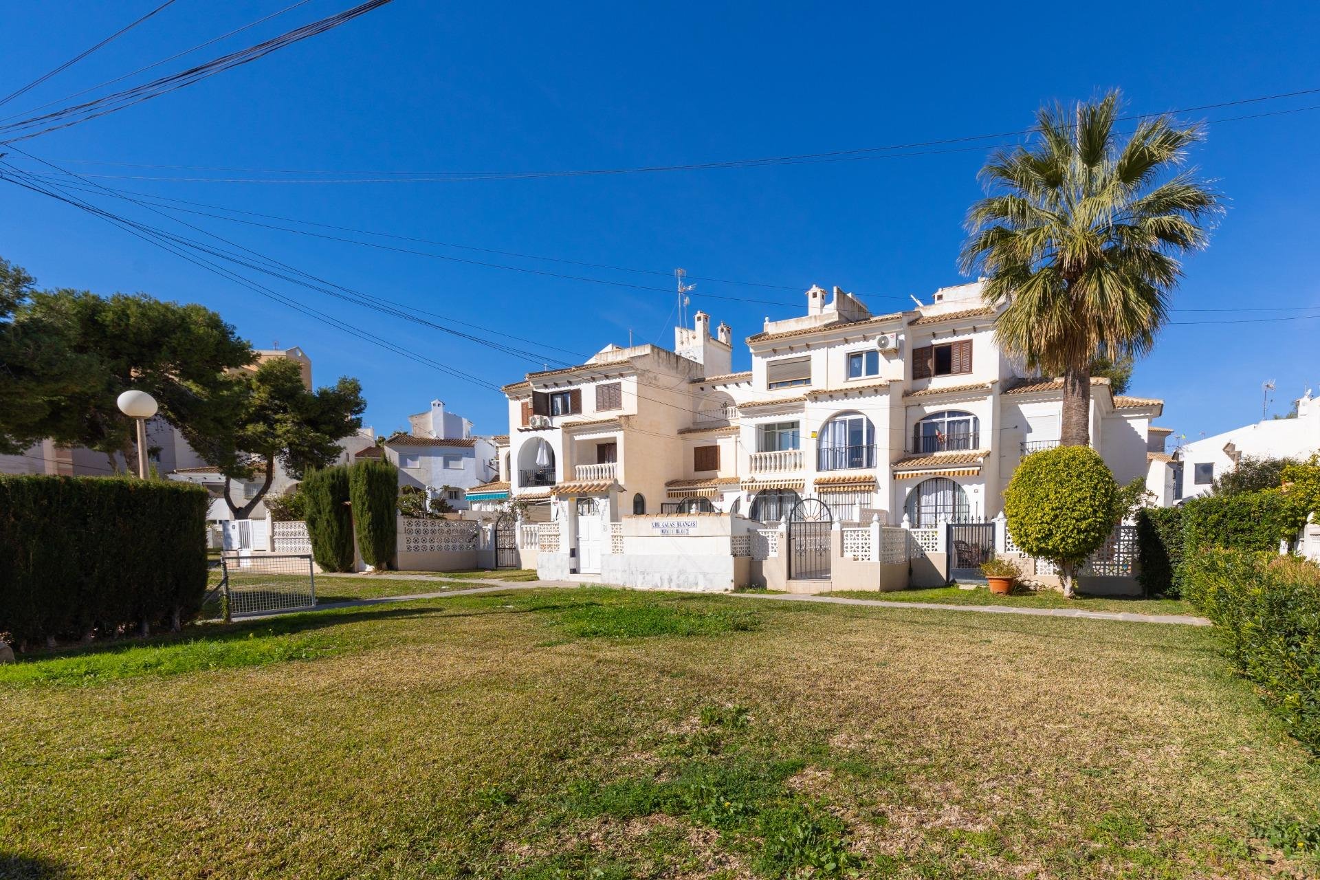 Resale - Townhouse - Torrevieja - Calas blanca