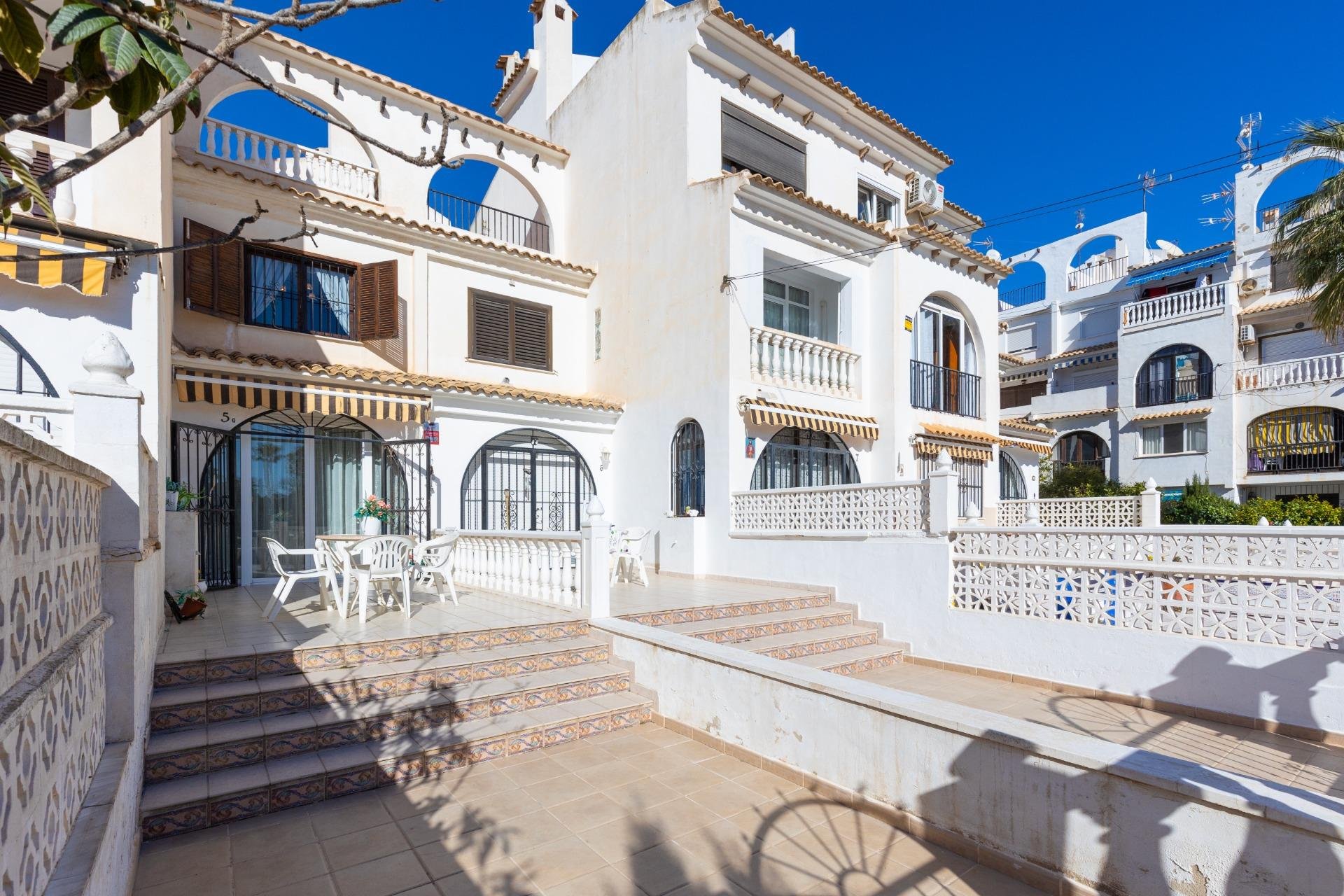 Resale - Townhouse - Torrevieja - Calas blanca