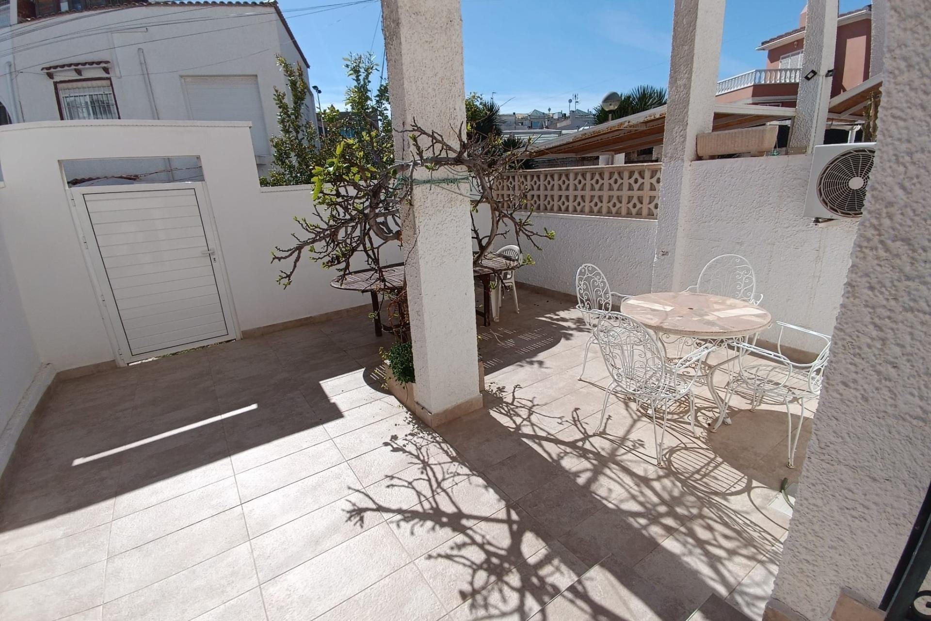 Resale - Townhouse - Torrevieja - Calas blanca