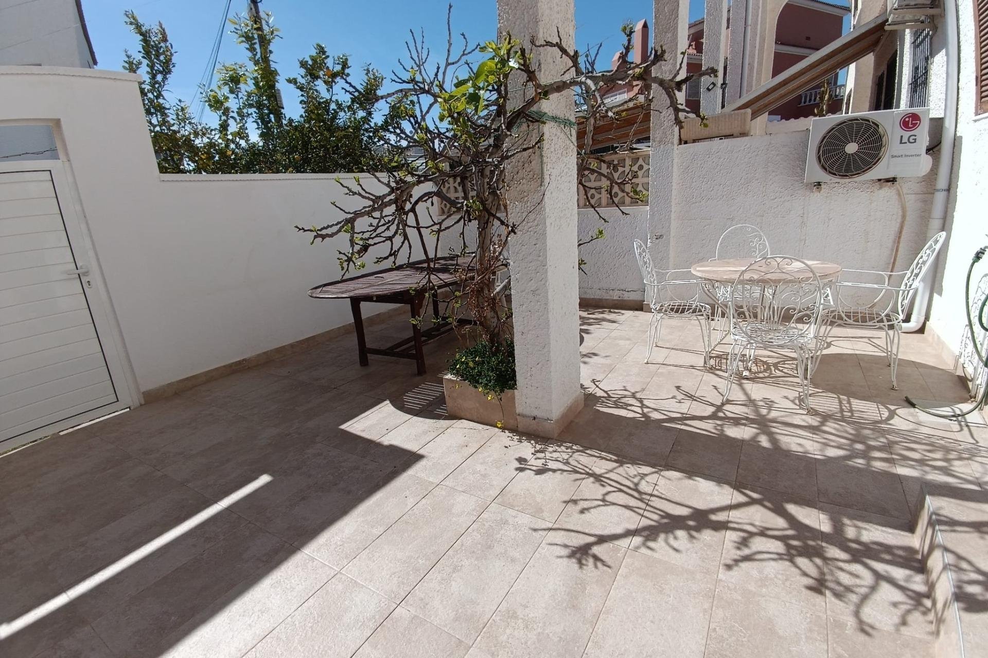 Resale - Townhouse - Torrevieja - Calas blanca