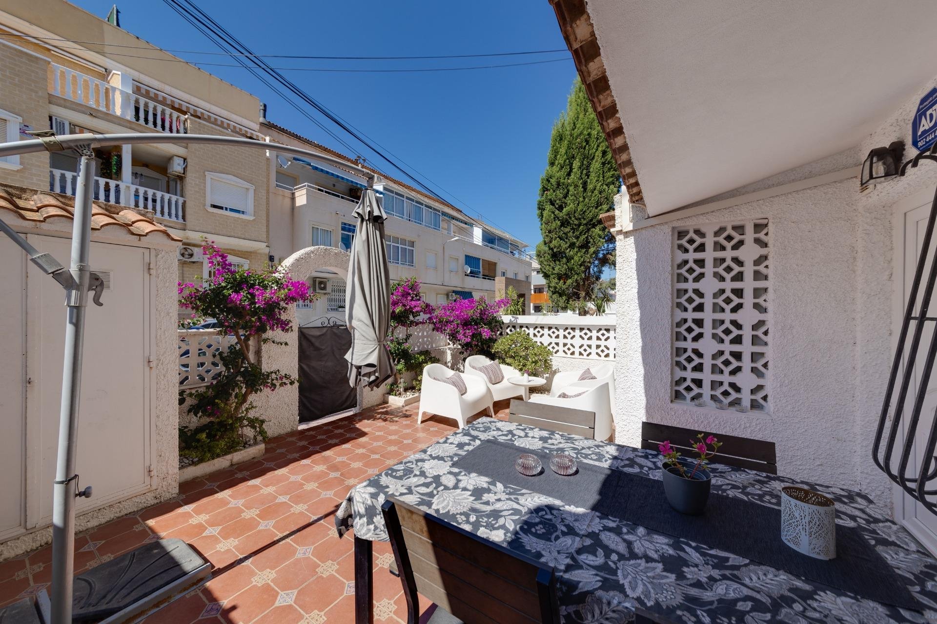 Resale - Townhouse - Torrevieja - Calas blanca