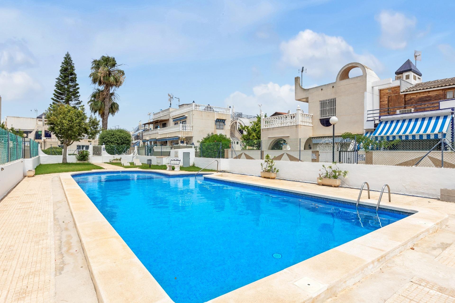 Resale - Townhouse - Torrevieja - Carrefour