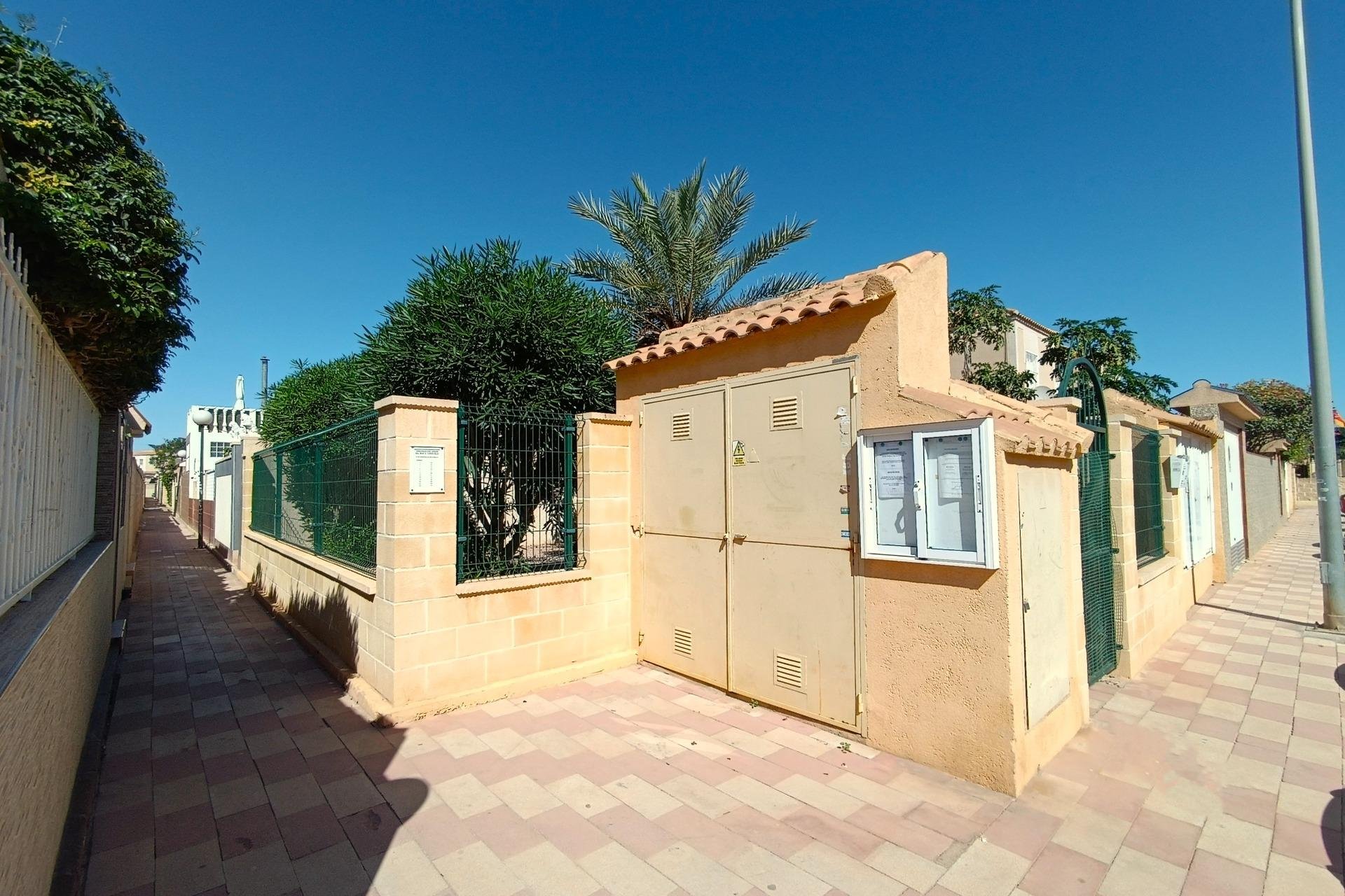 Resale - Townhouse - Torrevieja - Carrefour