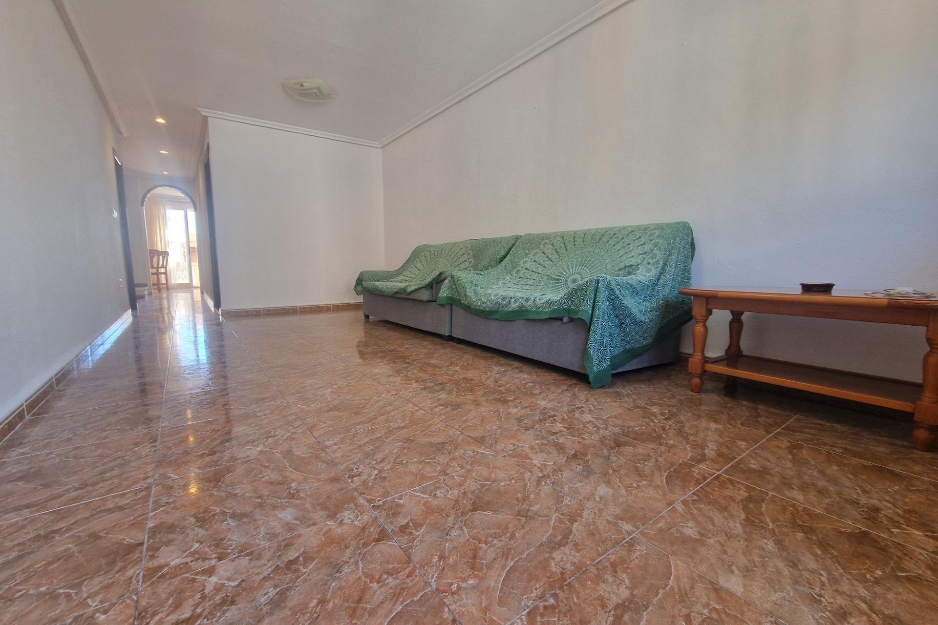 Resale - Townhouse - Torrevieja - Estacion de autobuses