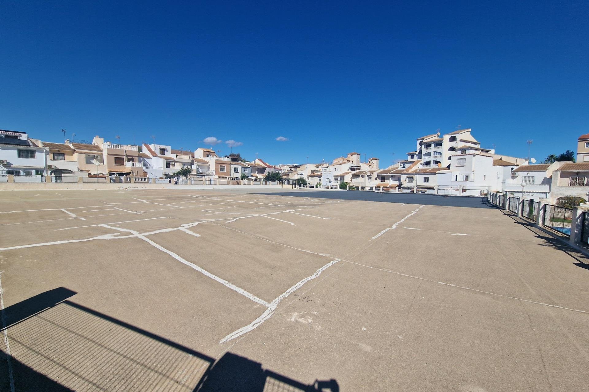 Resale - Townhouse - Torrevieja - Estacion de autobuses