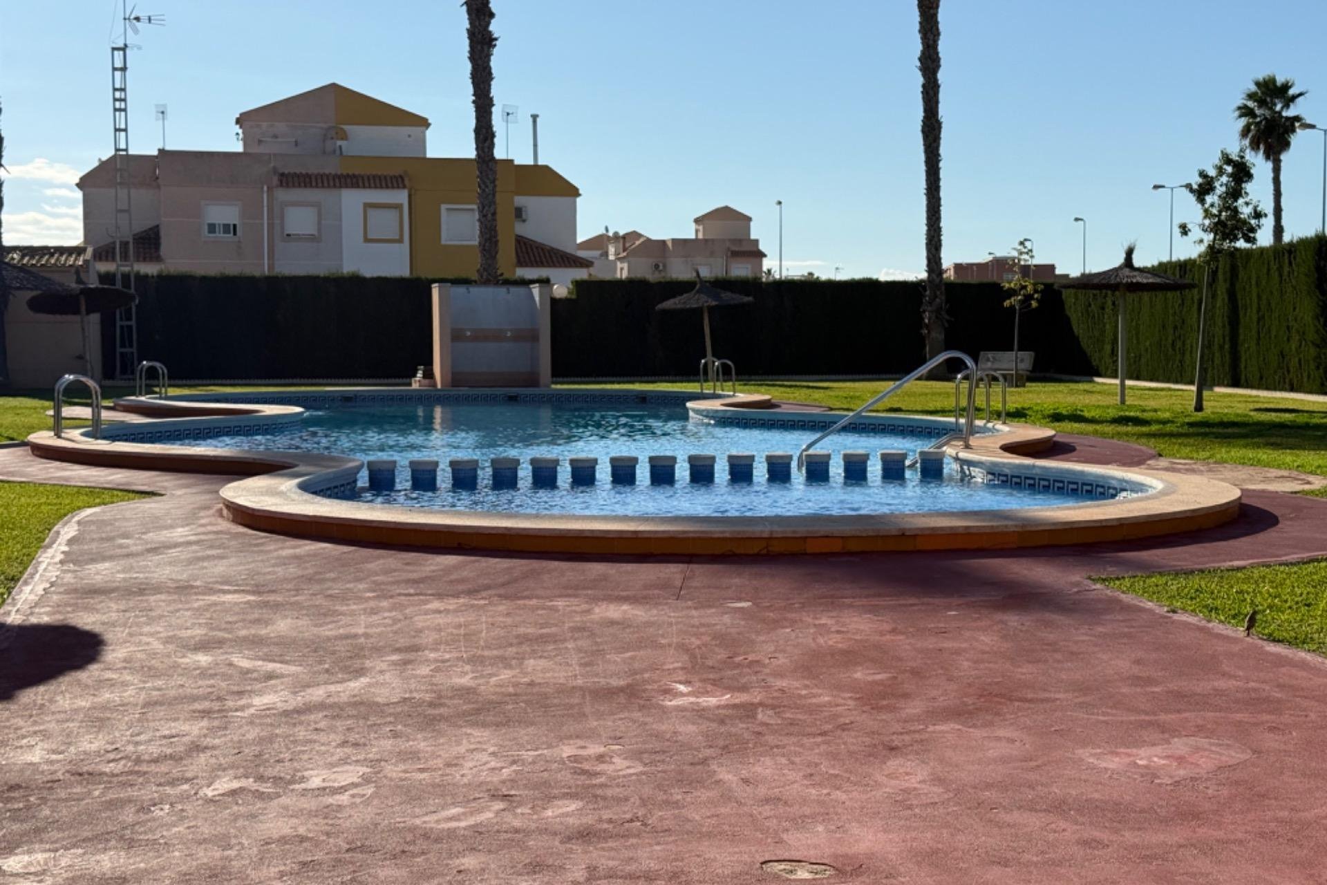 Resale - Townhouse - Torrevieja - La Siesta - El Salado - Torreta