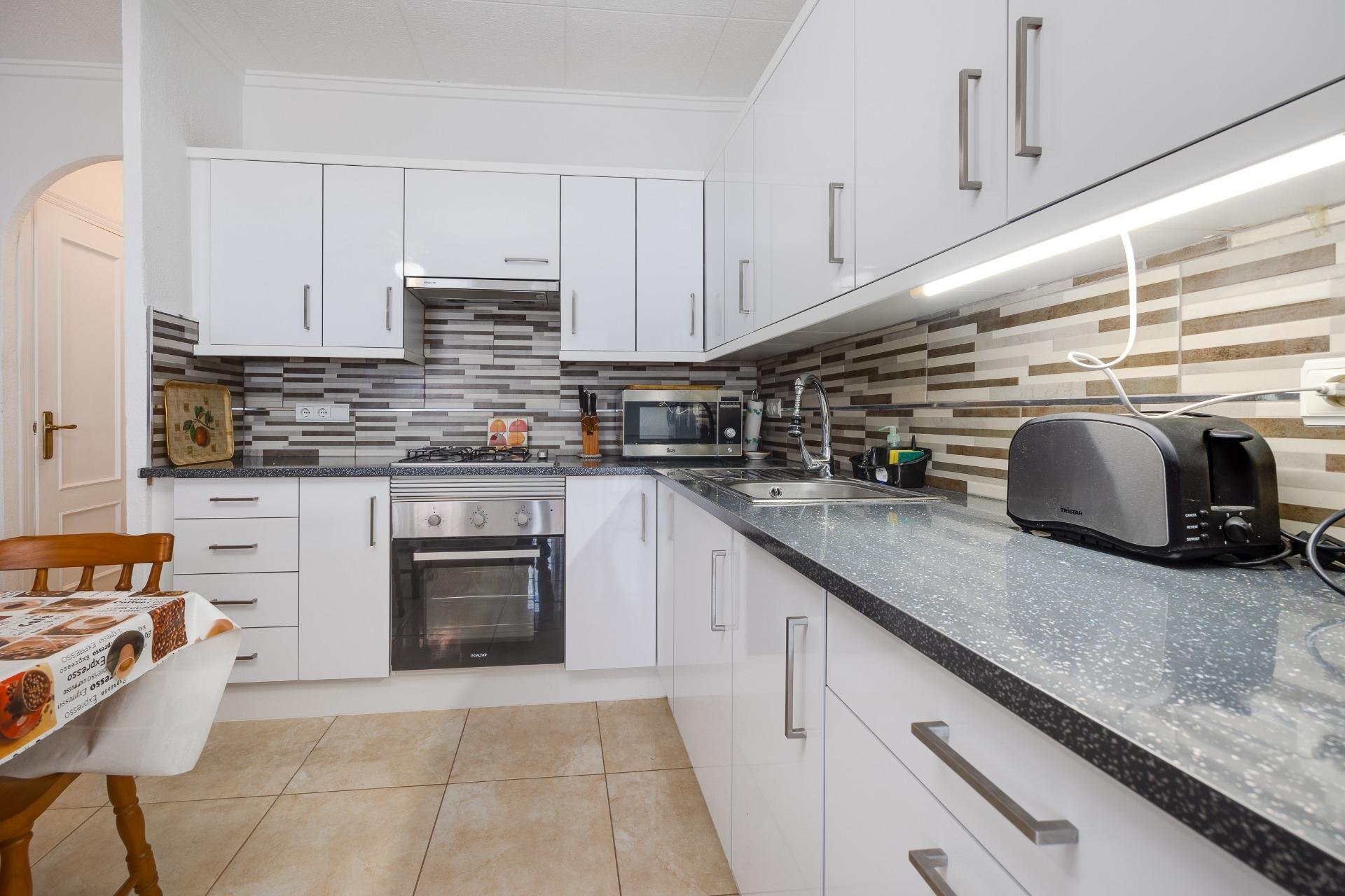 Resale - Townhouse - Torrevieja - La Siesta - El Salado - Torreta