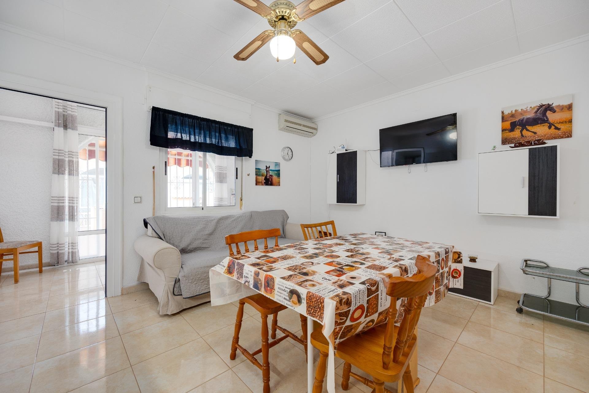 Resale - Townhouse - Torrevieja - La Siesta - El Salado - Torreta