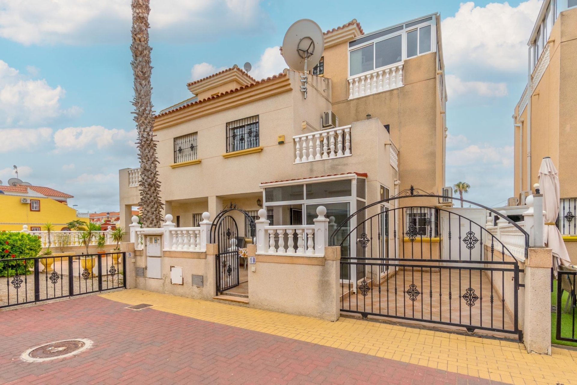 Resale - Townhouse - Torrevieja - La Siesta - El Salado - Torreta