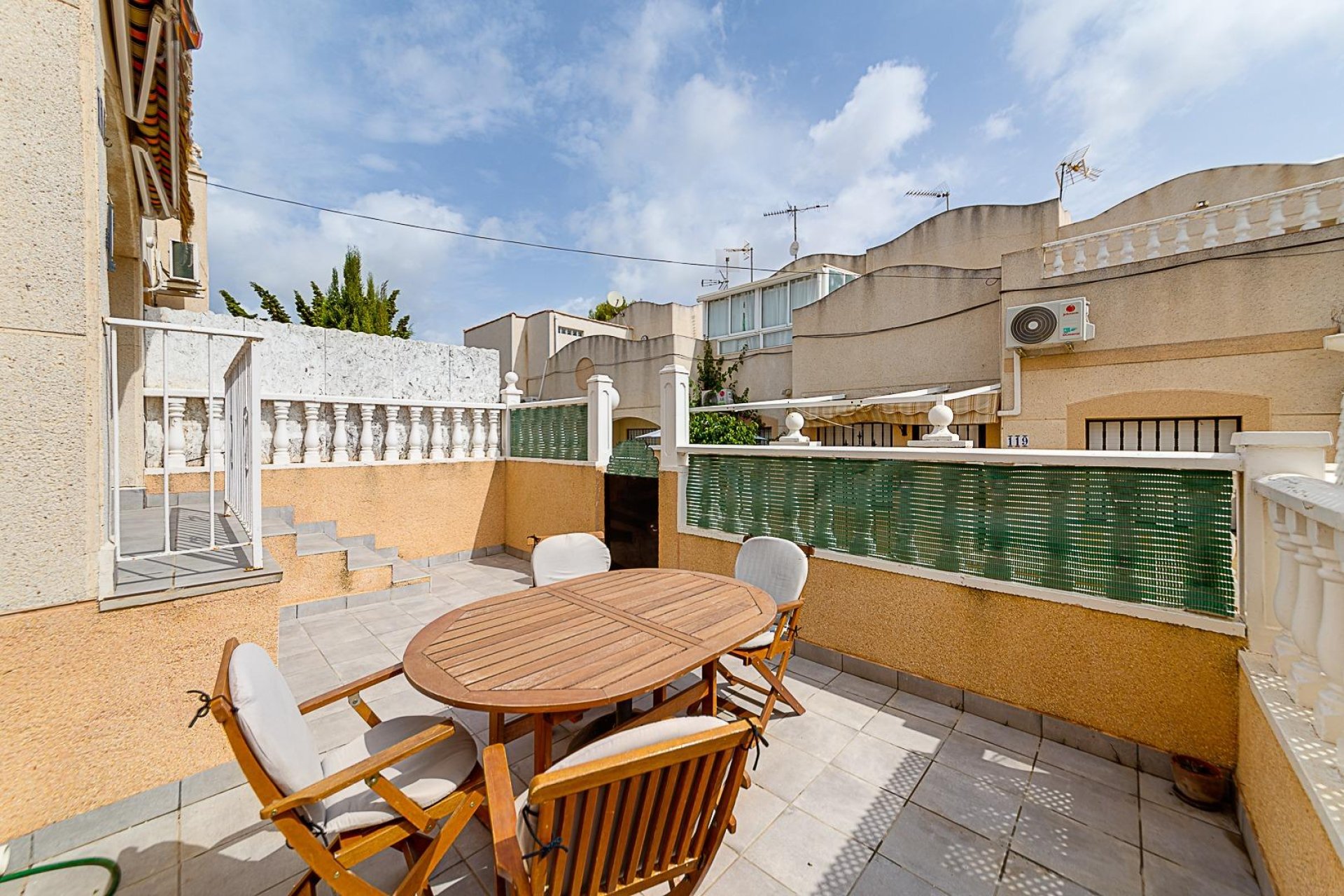 Resale - Townhouse - Torrevieja - Los balcones