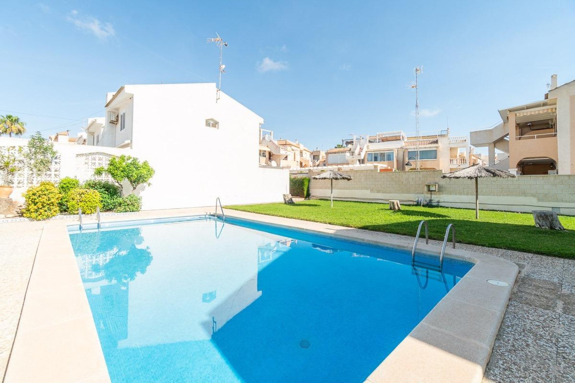 Resale - Townhouse - Torrevieja - Los Frutales