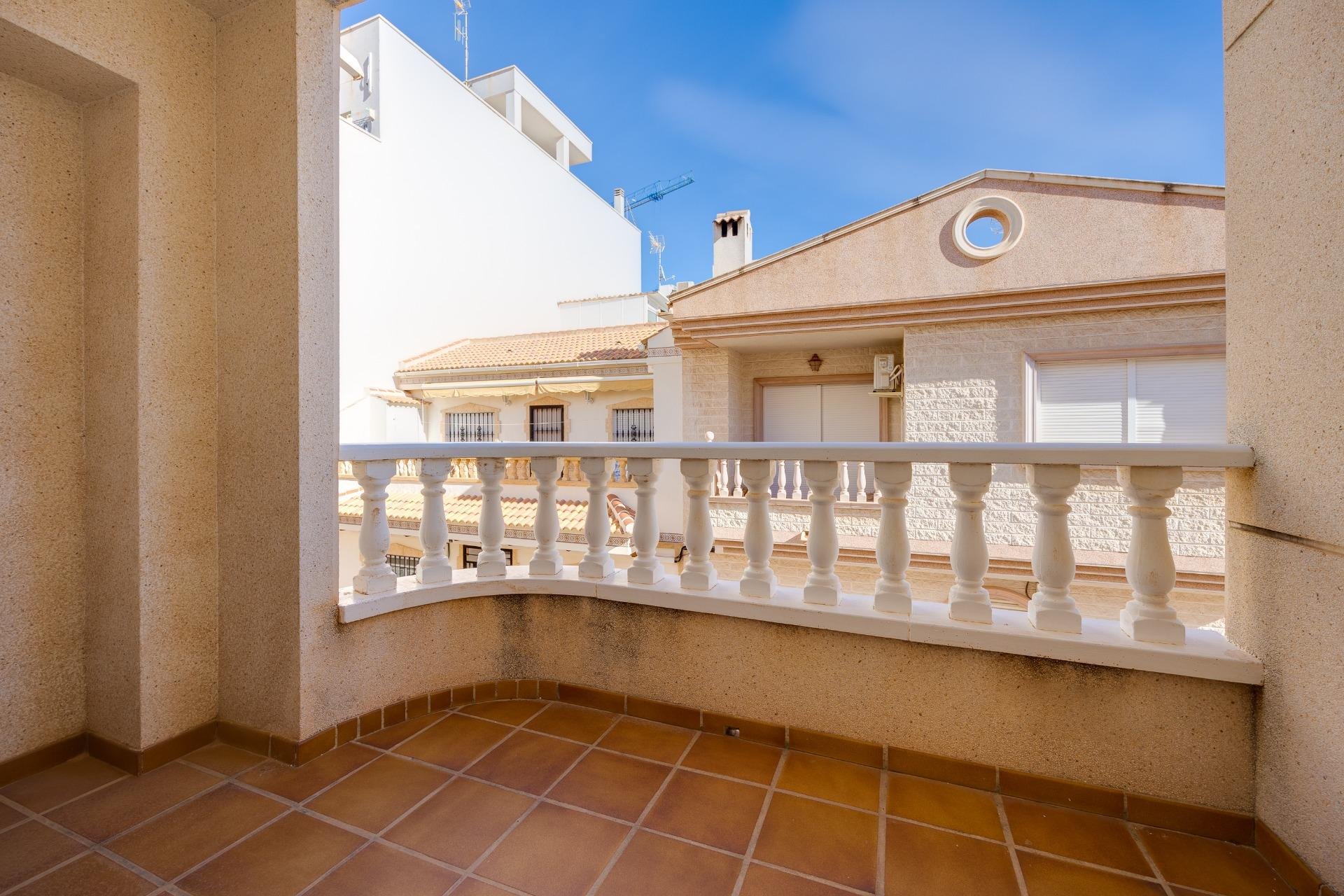 Resale - Townhouse - Torrevieja - Paseo maritimo