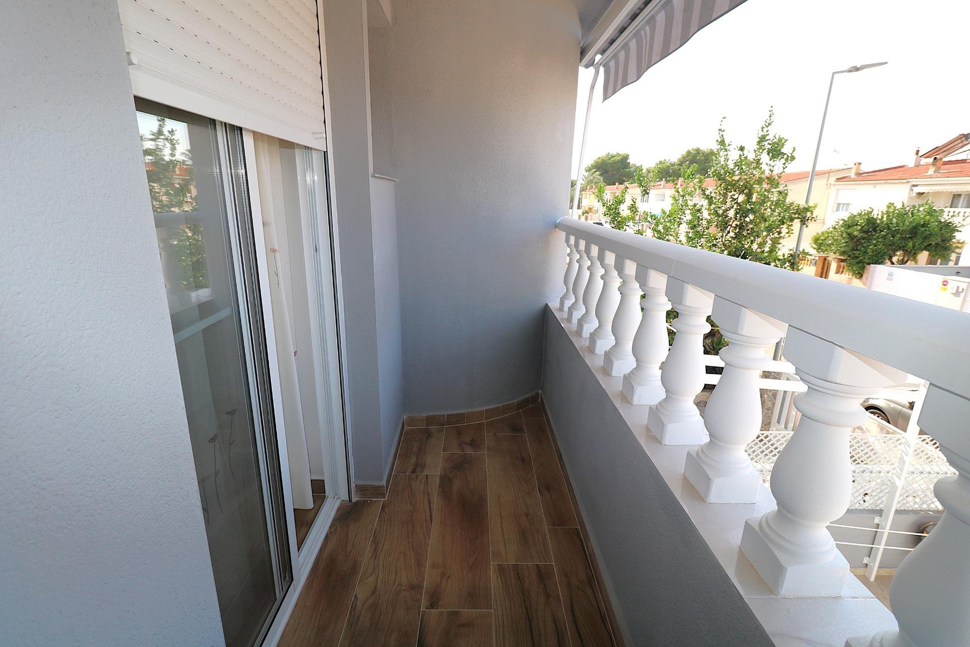 Resale - Townhouse - Torrevieja - Playa de los Naufragos