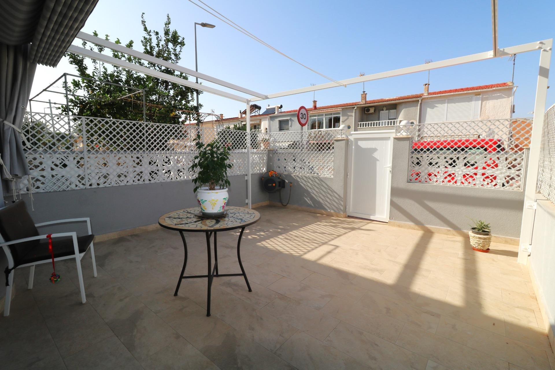 Resale - Townhouse - Torrevieja - Playa de los Naufragos