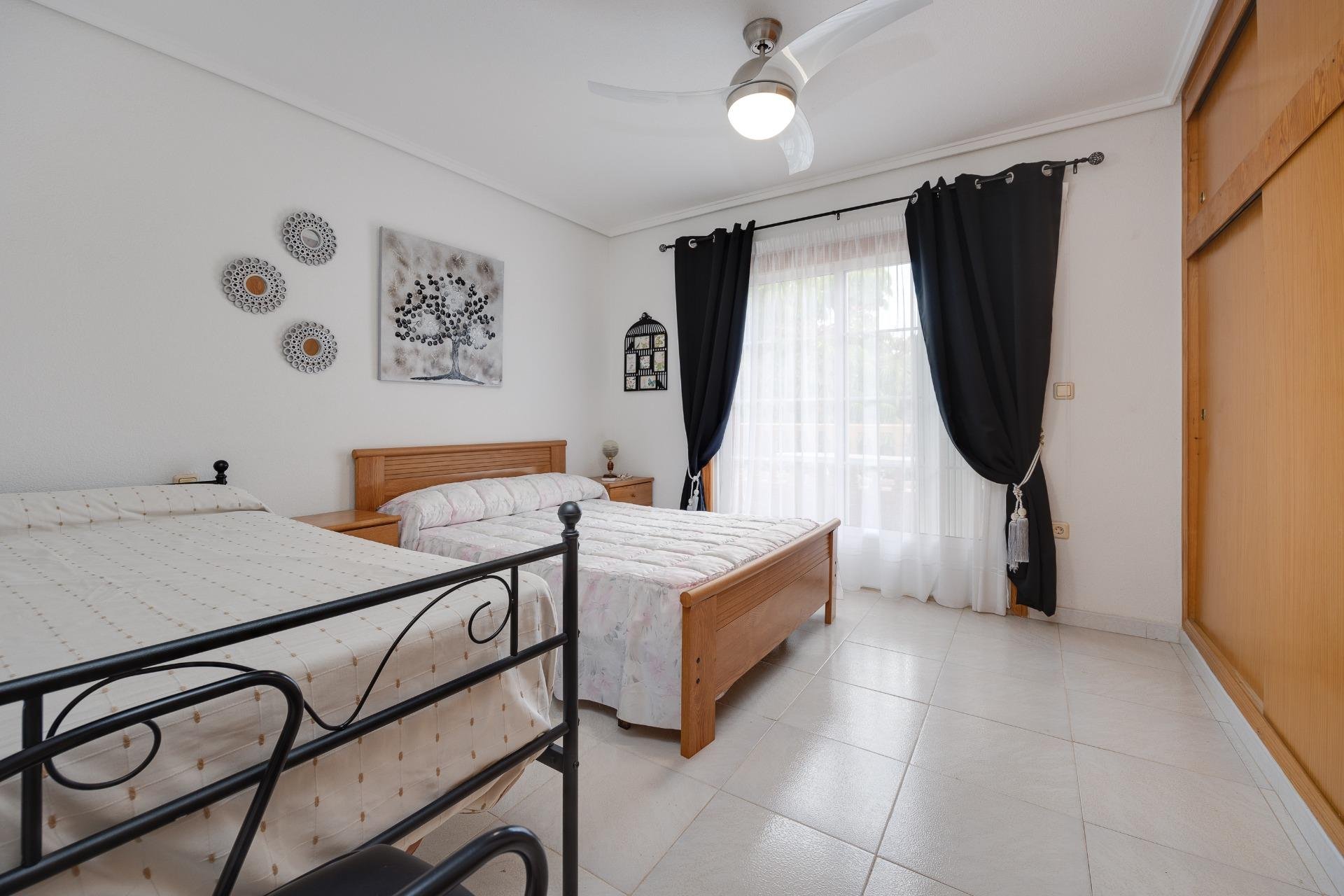 Resale - Townhouse - Torrevieja - Rocio del mar