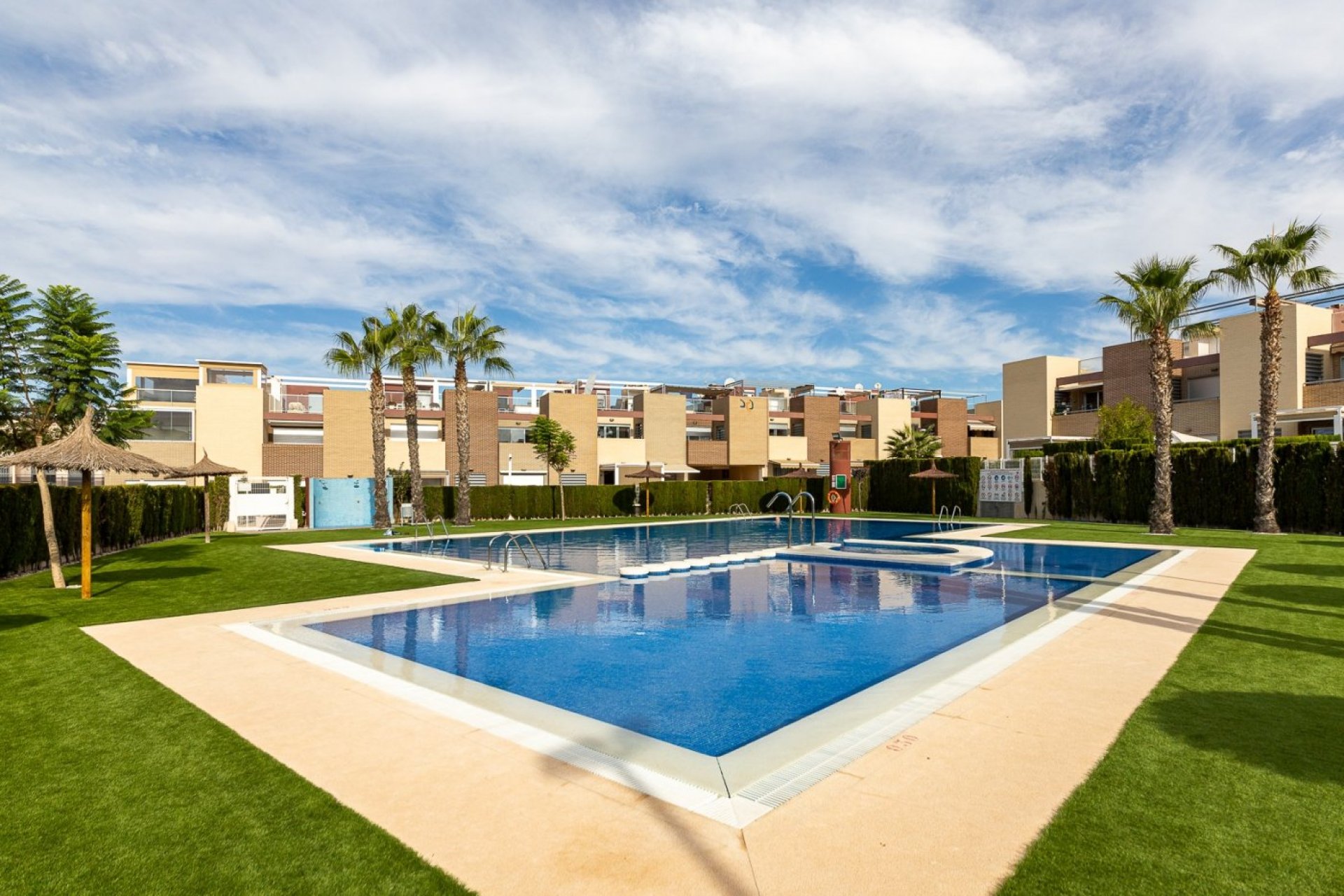 Resale - Townhouse - Torrevieja - Sector 25