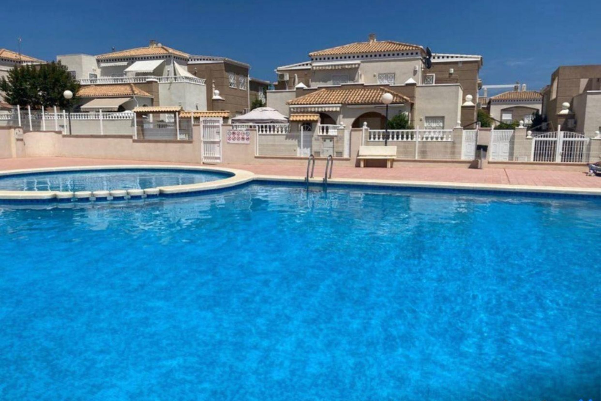 Resale - Townhouse - Torrevieja - Torreblanca