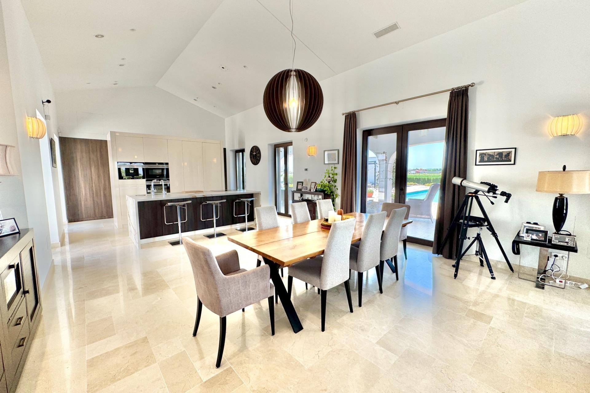 Resale - Villa de Lujo - Dolores - Comunidad valenciana