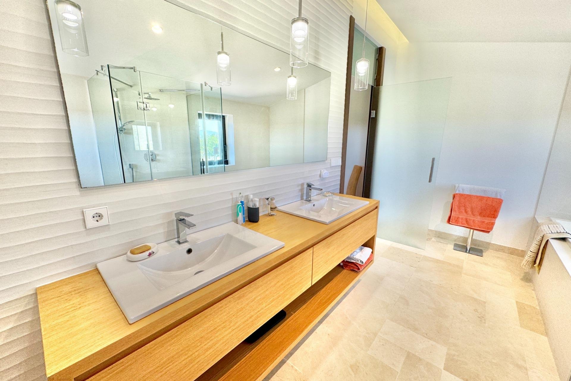 Resale - Villa de Lujo - Dolores - Comunidad valenciana