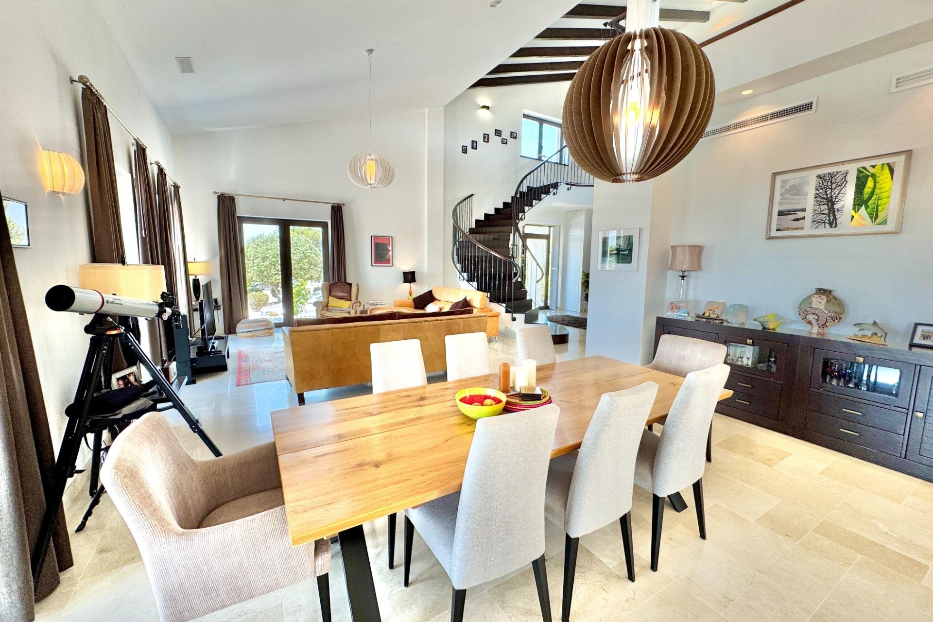 Resale - Villa de Lujo - Dolores - Comunidad valenciana