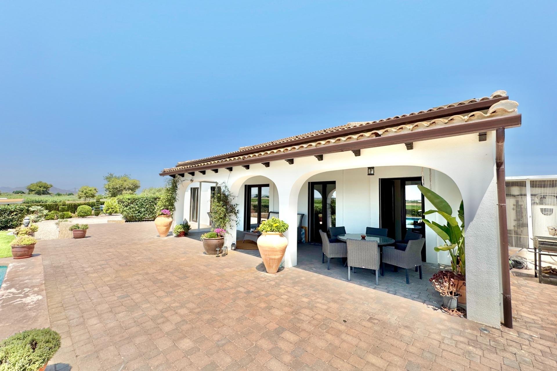 Resale - Villa de Lujo - Dolores - Comunidad valenciana