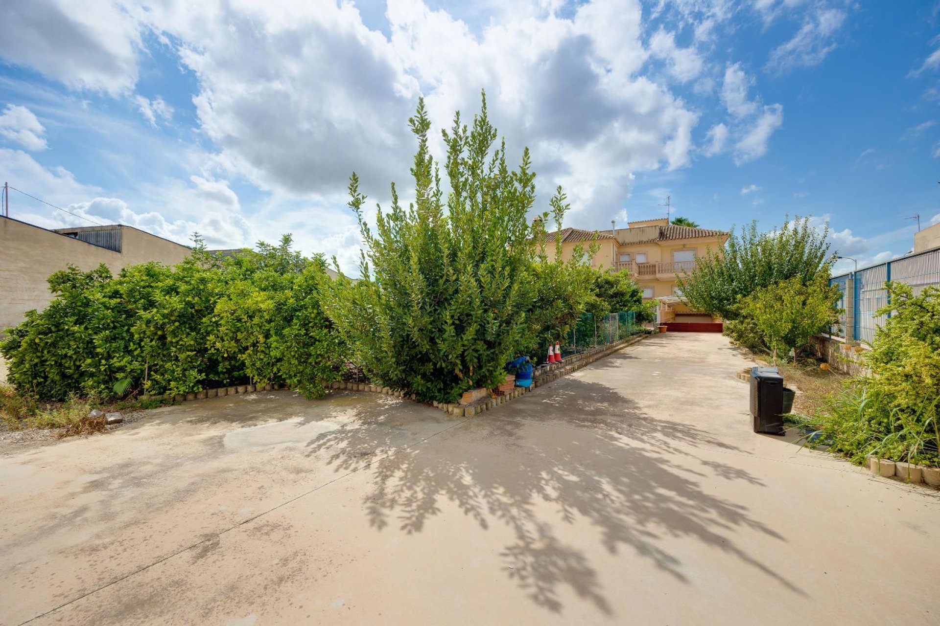 Resale - Villa de Lujo - Orihuela - Desamparados-Hurchillo-Torremendo