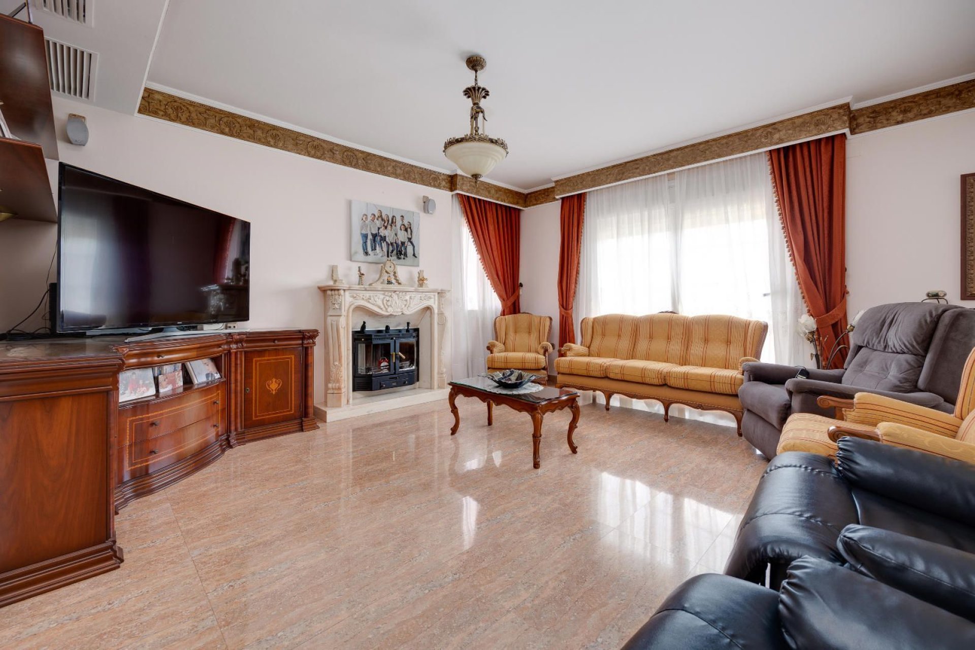 Resale - Villa de Lujo - Orihuela - Desamparados-Hurchillo-Torremendo