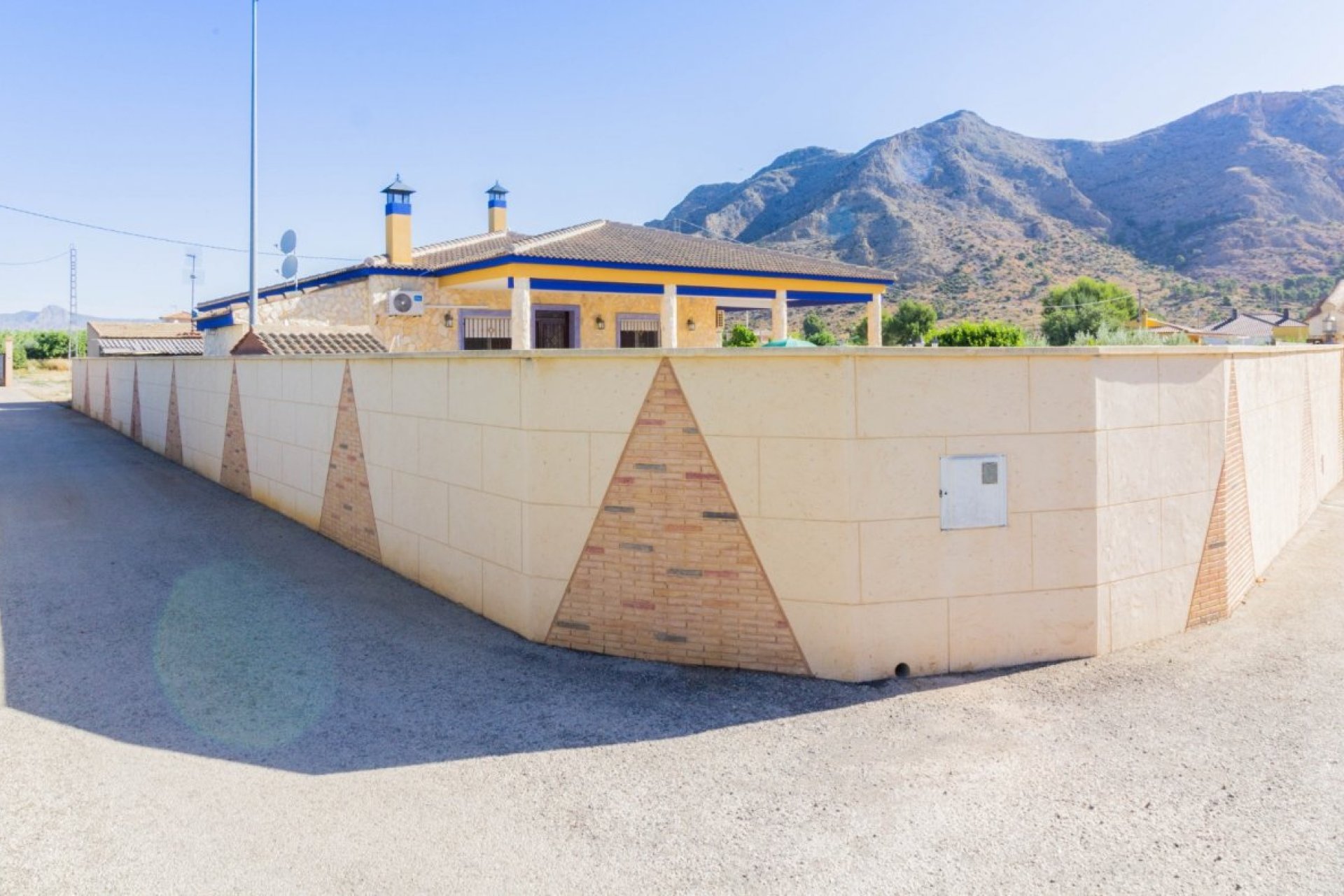 Resale - Villa de Lujo - Redován