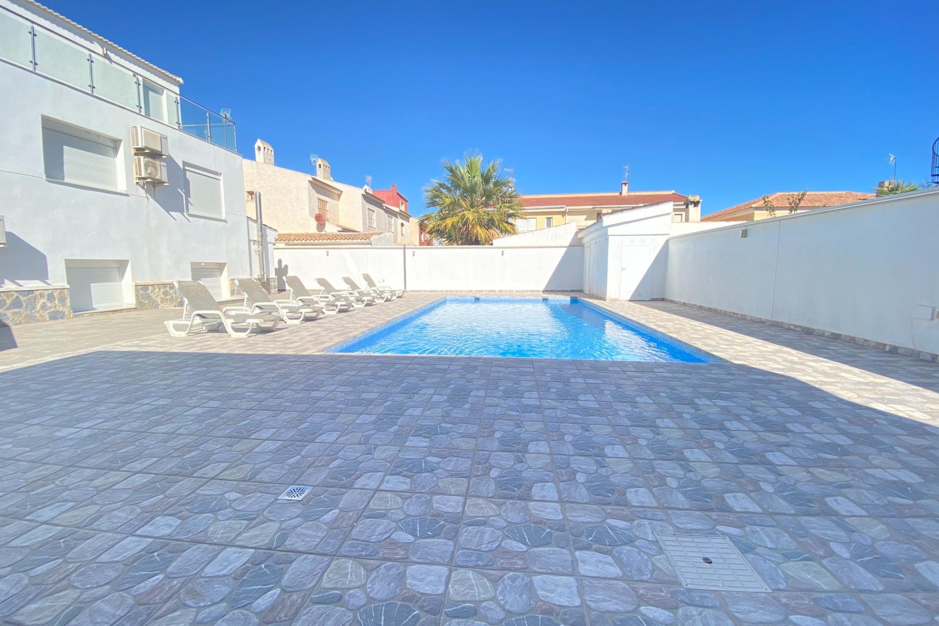 Resale - Villa de Lujo - Torrevieja - Aldea del mar