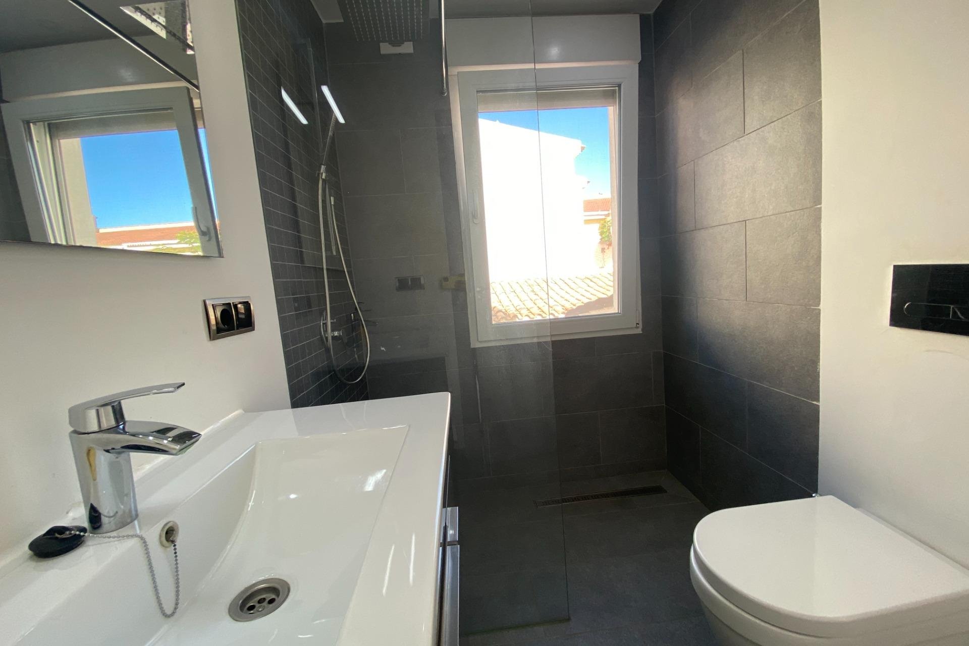 Resale - Villa de Lujo - Torrevieja - Aldea del mar