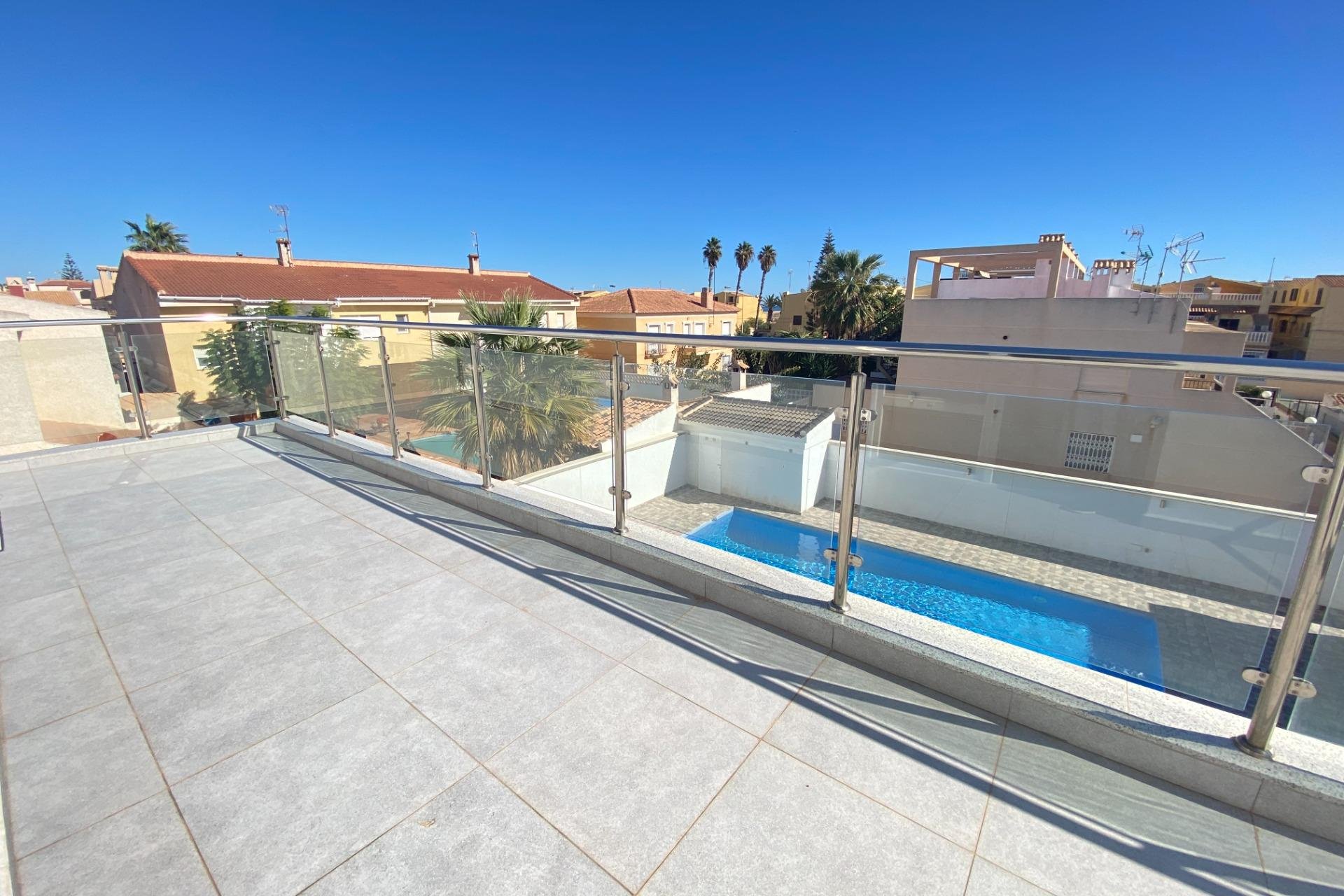 Resale - Villa de Lujo - Torrevieja - Aldea del mar